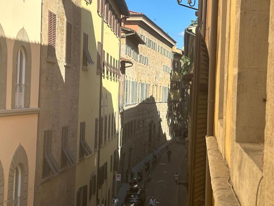Romantico appartamento con vista su ponte vecchio