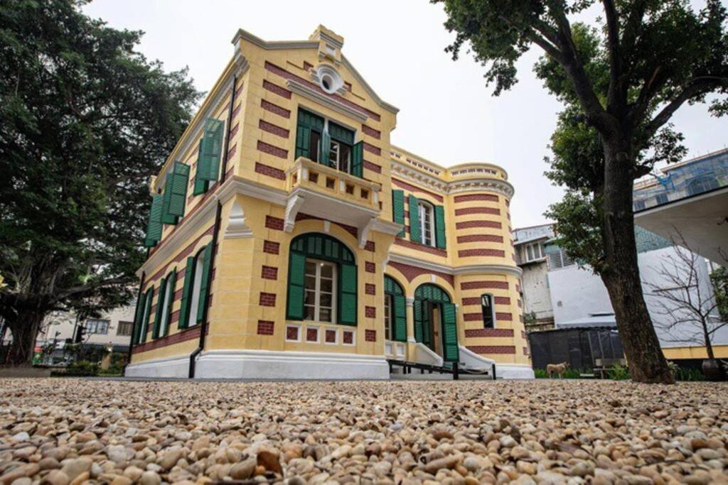 Vintage House in Central of Old Quarter 2 Bedrooms with Healing Vibe