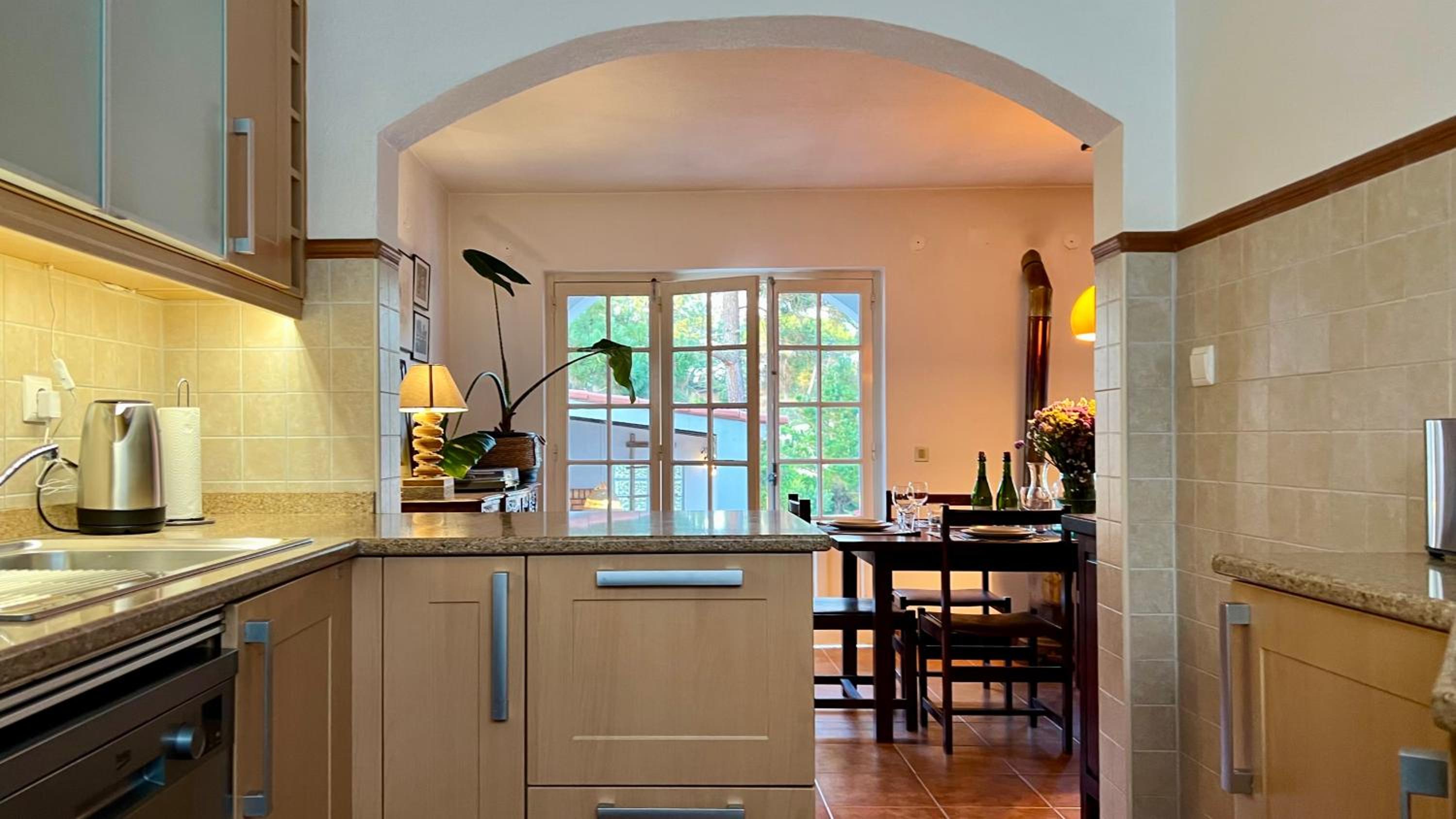 1515 - Authentic Apartment near the Beach