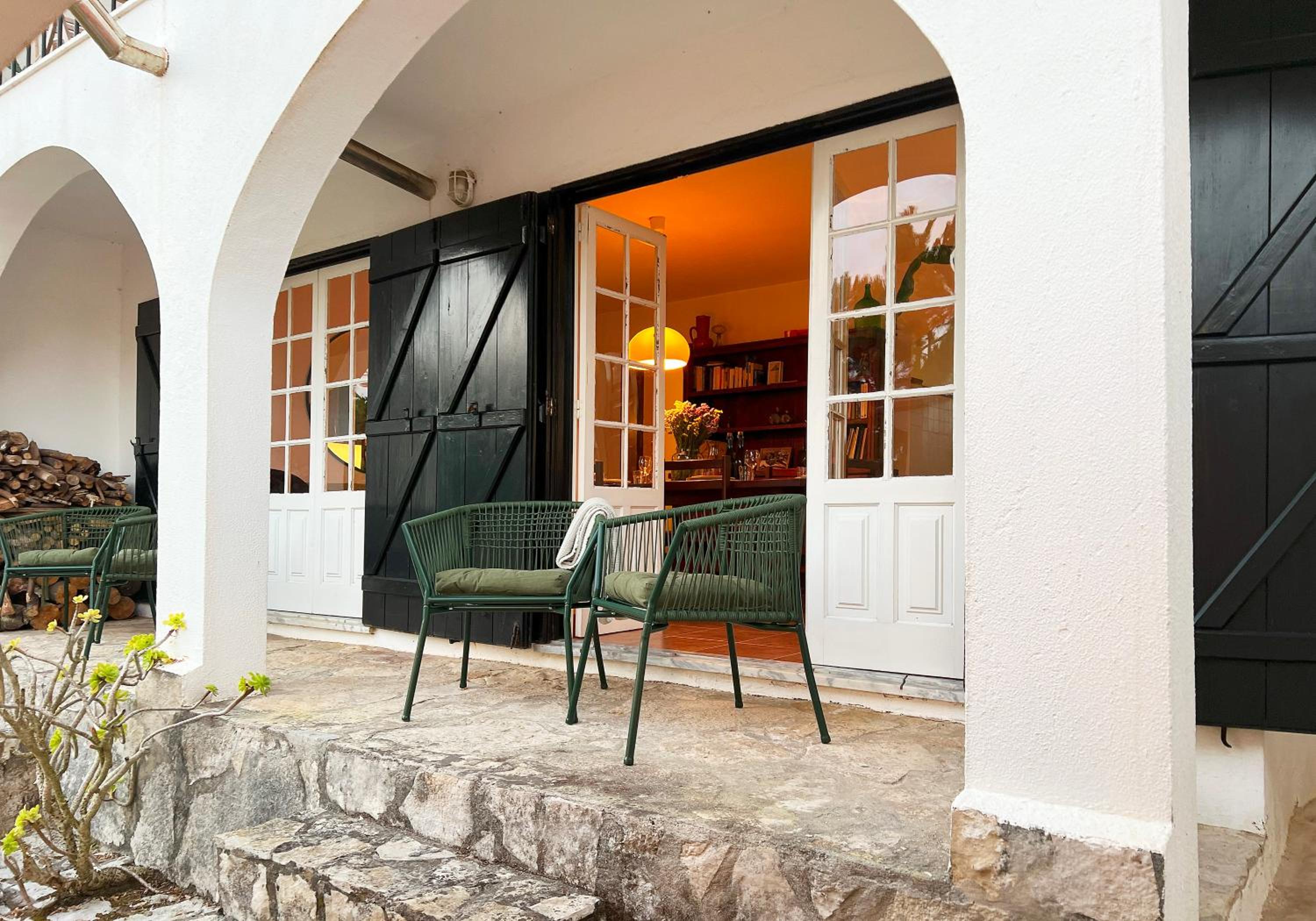 1515 - Authentic Apartment near the Beach