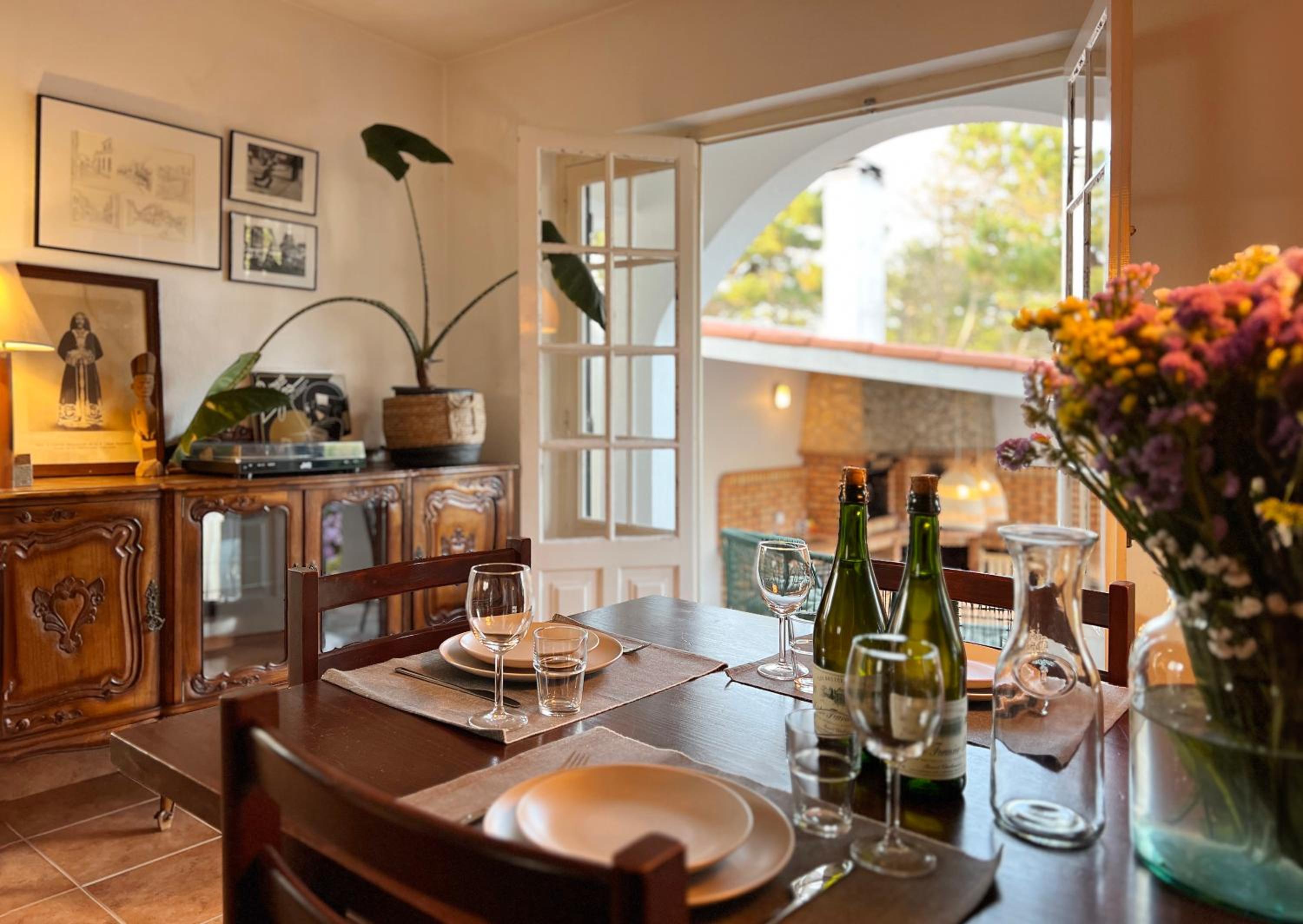 1515 - Authentic Apartment near the Beach