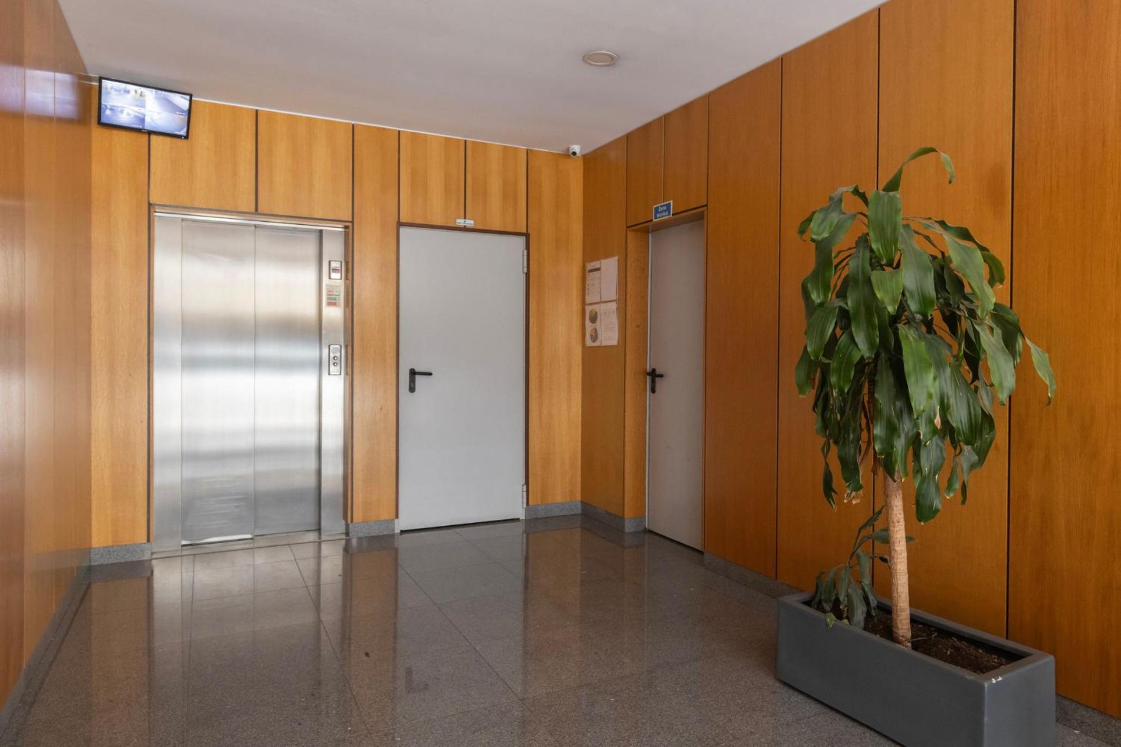 Bright 2BDR Duplex With Balcony by LovelyStay