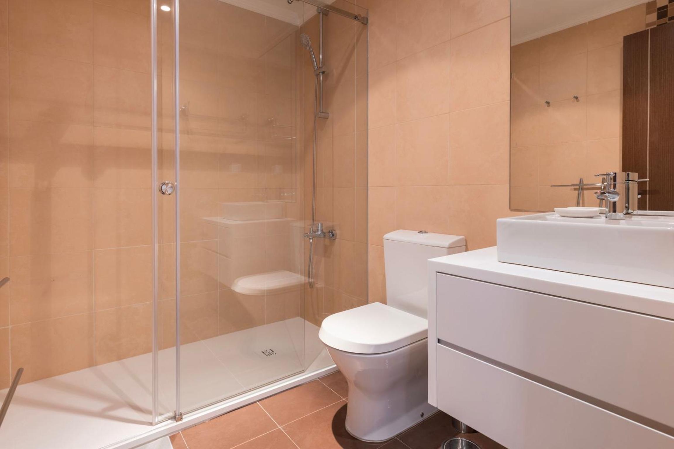 Bright 2BDR Duplex With Balcony by LovelyStay