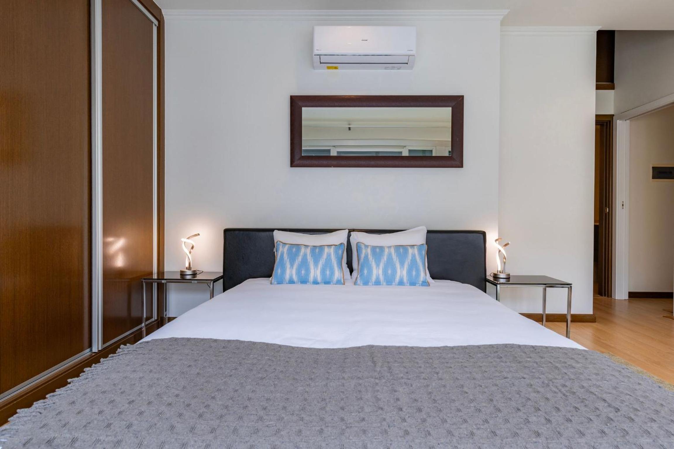 Bright 2BDR Duplex With Balcony by LovelyStay