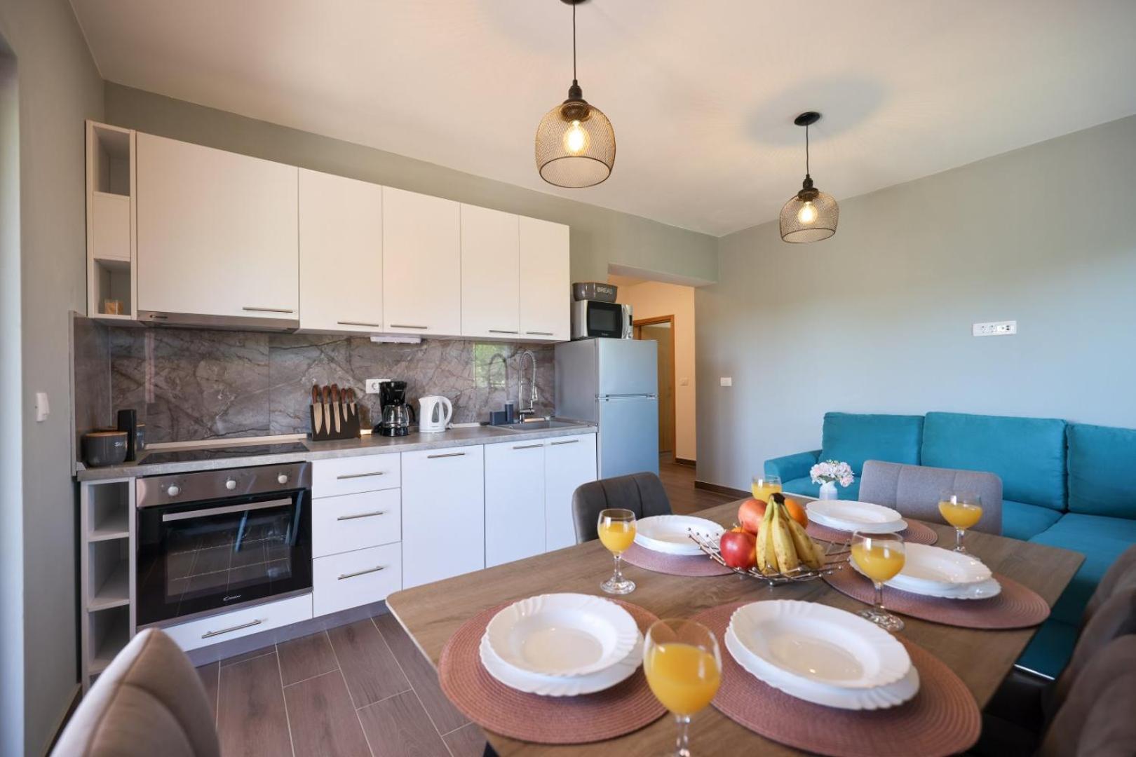 CROWONDER Sunset Apartments with Amazing View!!! view 4