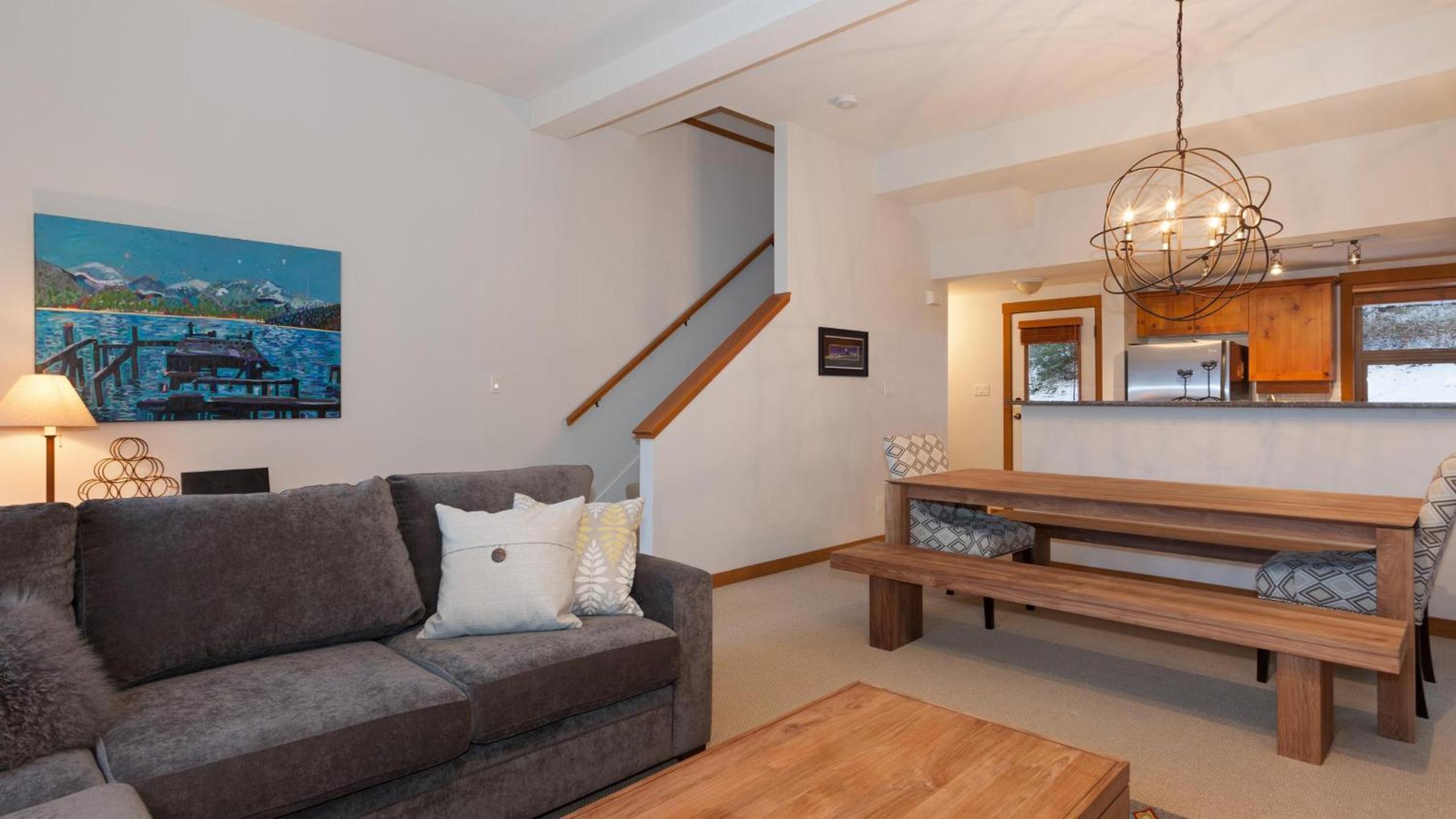 Mountain Star 1 | Mountain Townhome with Hot Tub, 100m from Slopes, Free Village Shuttle