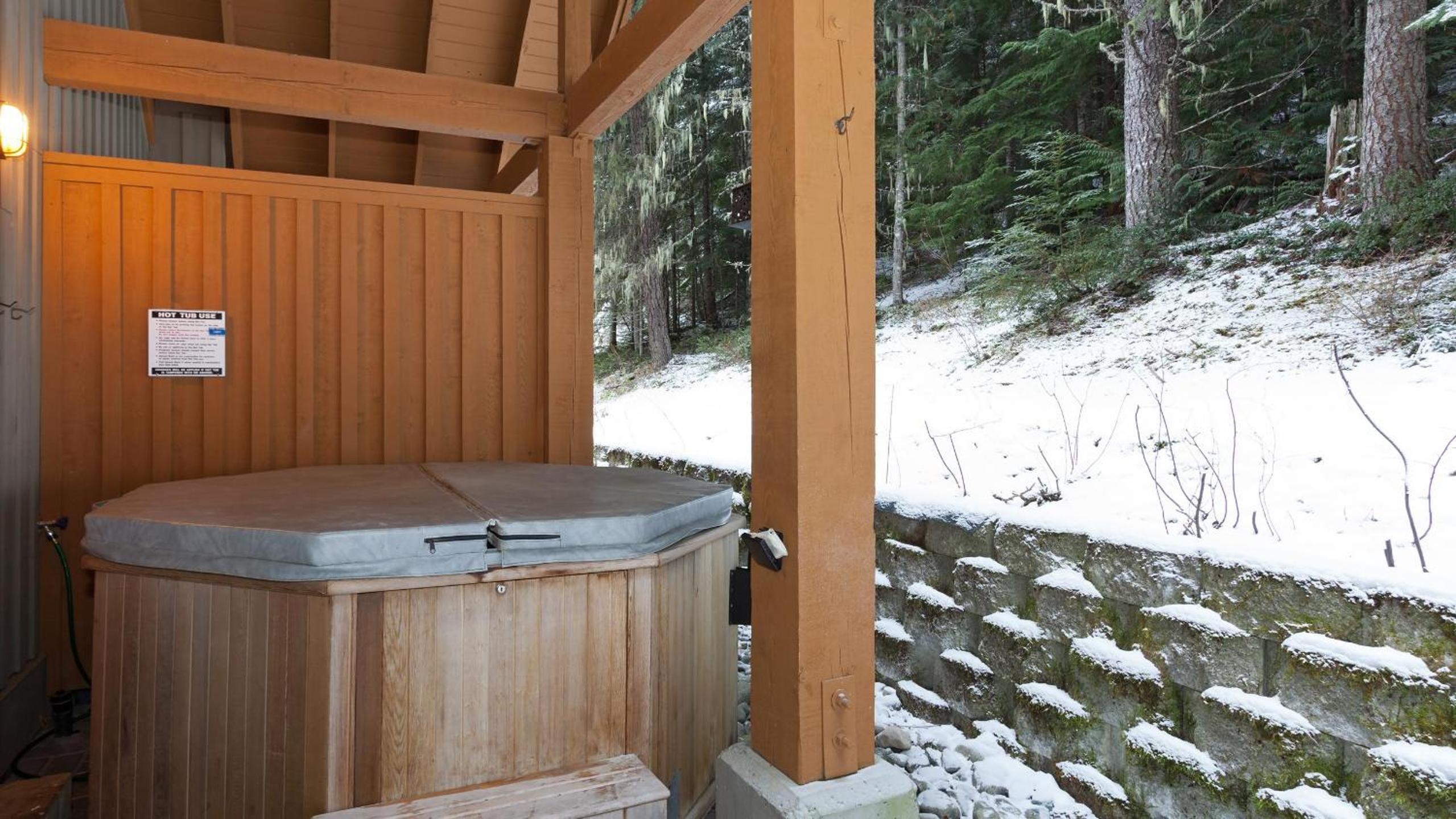 Mountain Star 1 | Mountain Townhome with Hot Tub, 100m from Slopes, Free Village Shuttle