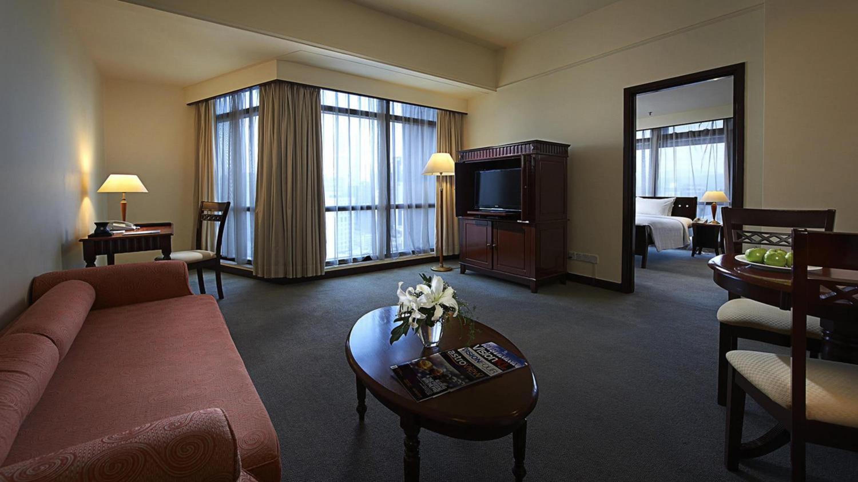 Berjaya Times Square Service Suite By Luna