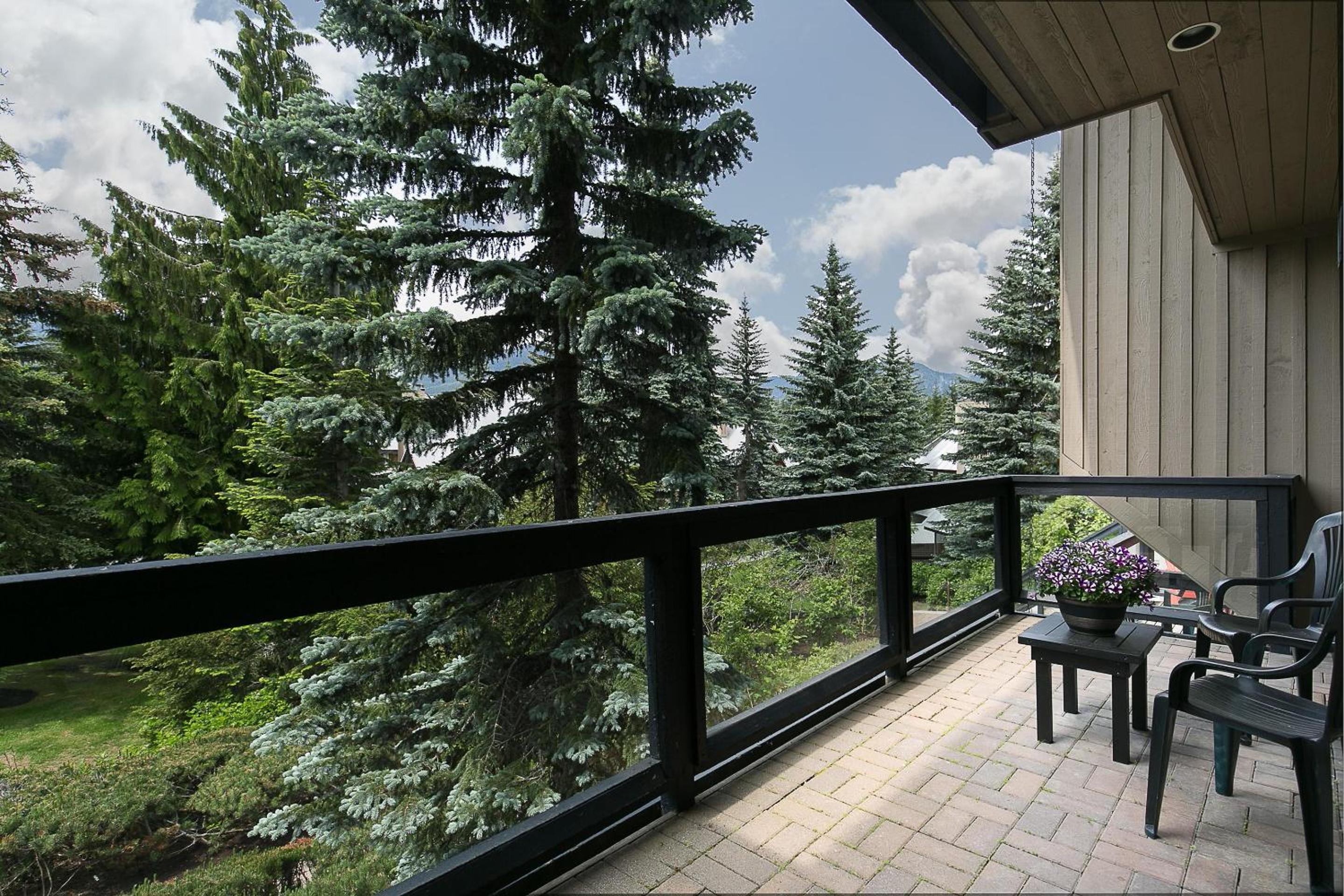 Foxglove 6 - The Villas | 1-Level Townhouse Walking distance to Village & Close to Ski Hill