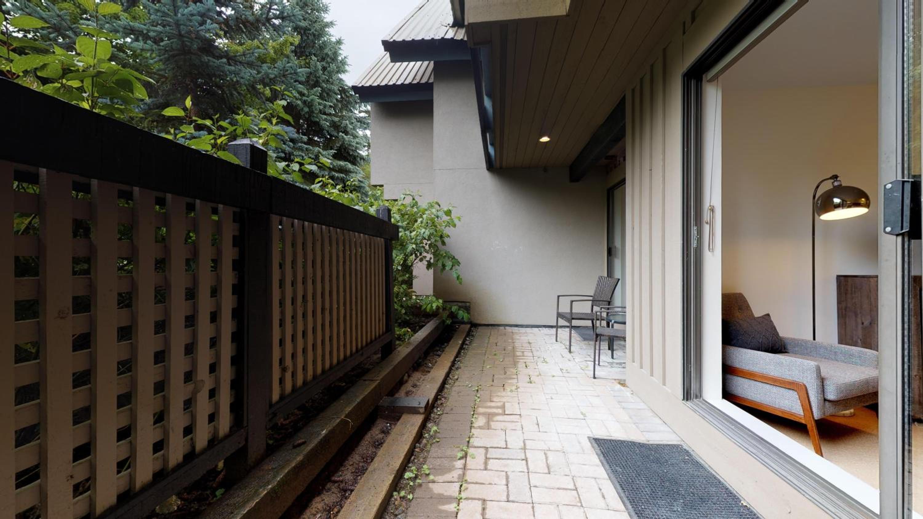 Foxglove 6 - The Villas | 1-Level Townhouse Walking distance to Village & Close to Ski Hill