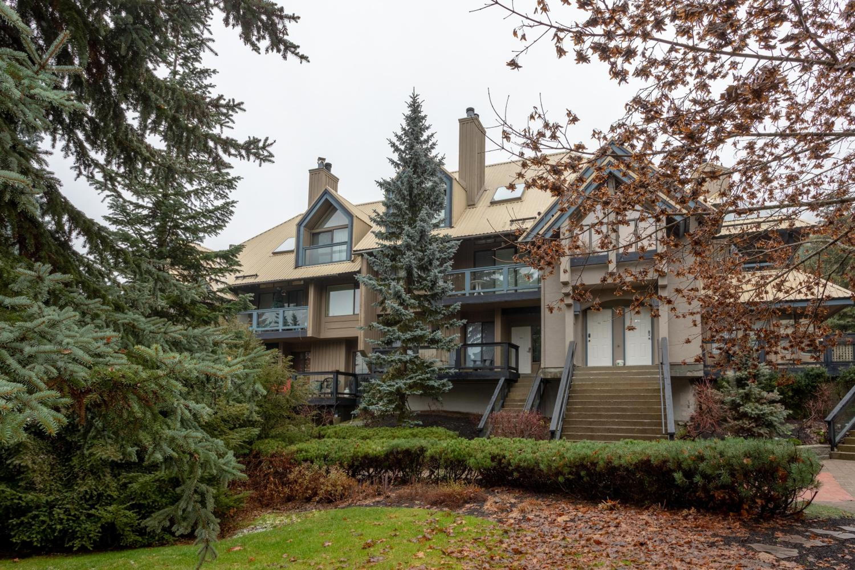 Foxglove 6 - The Villas | 1-Level Townhouse Walking distance to Village & Close to Ski Hill