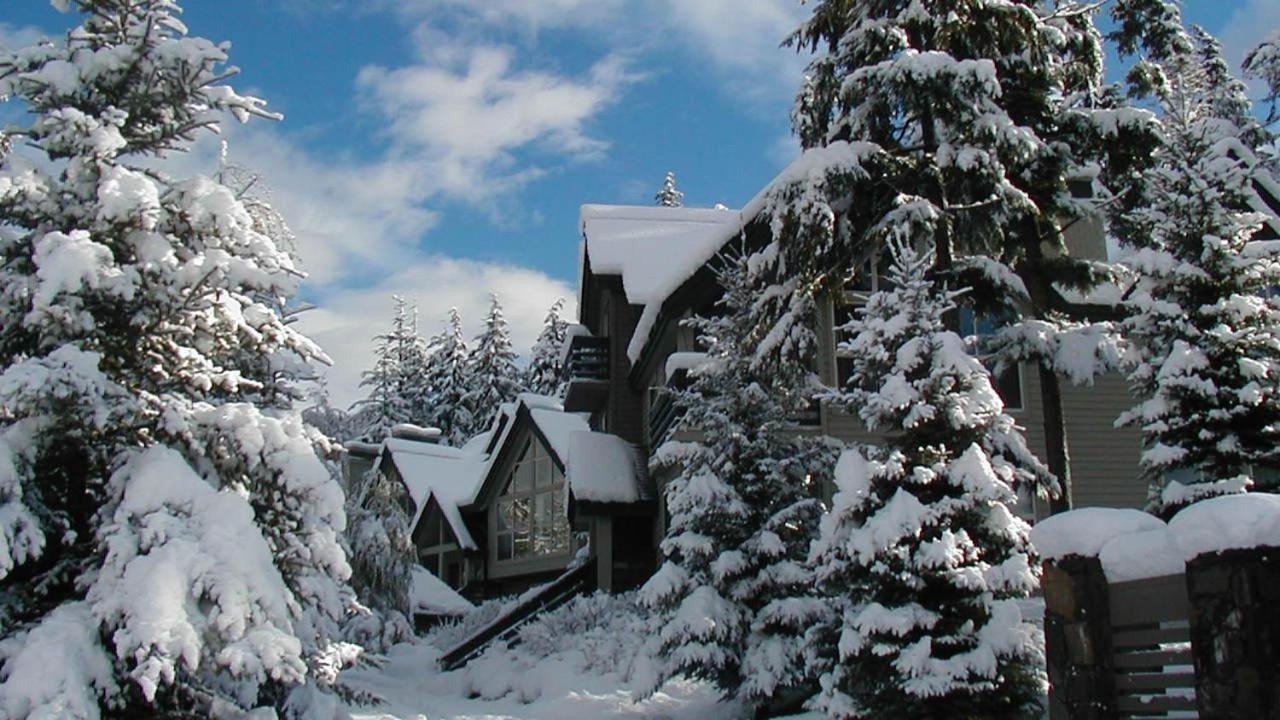 Snowgoose 18 | Ski-In Family Townhome w/ Private Hot Tub, Fireplace, Parking, & Wifi