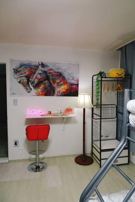 hotel room