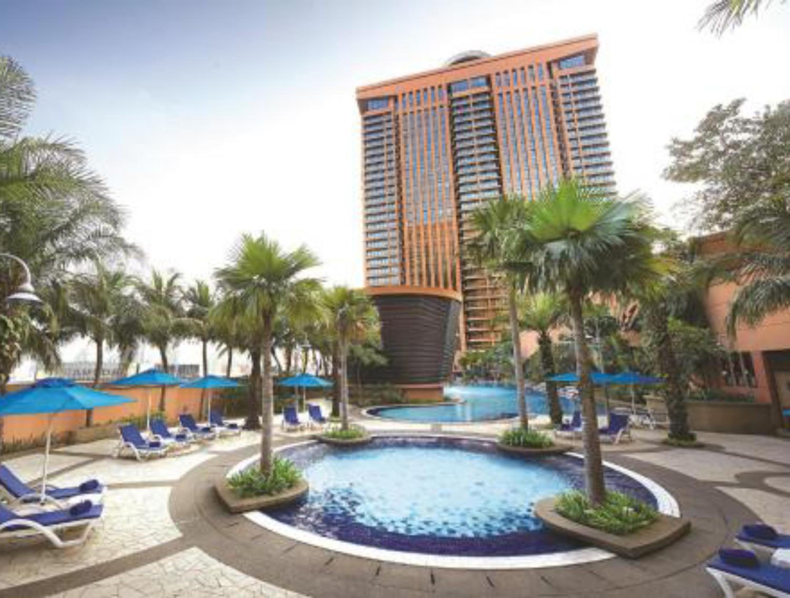 Berjaya Times Square Service Suite By Luna