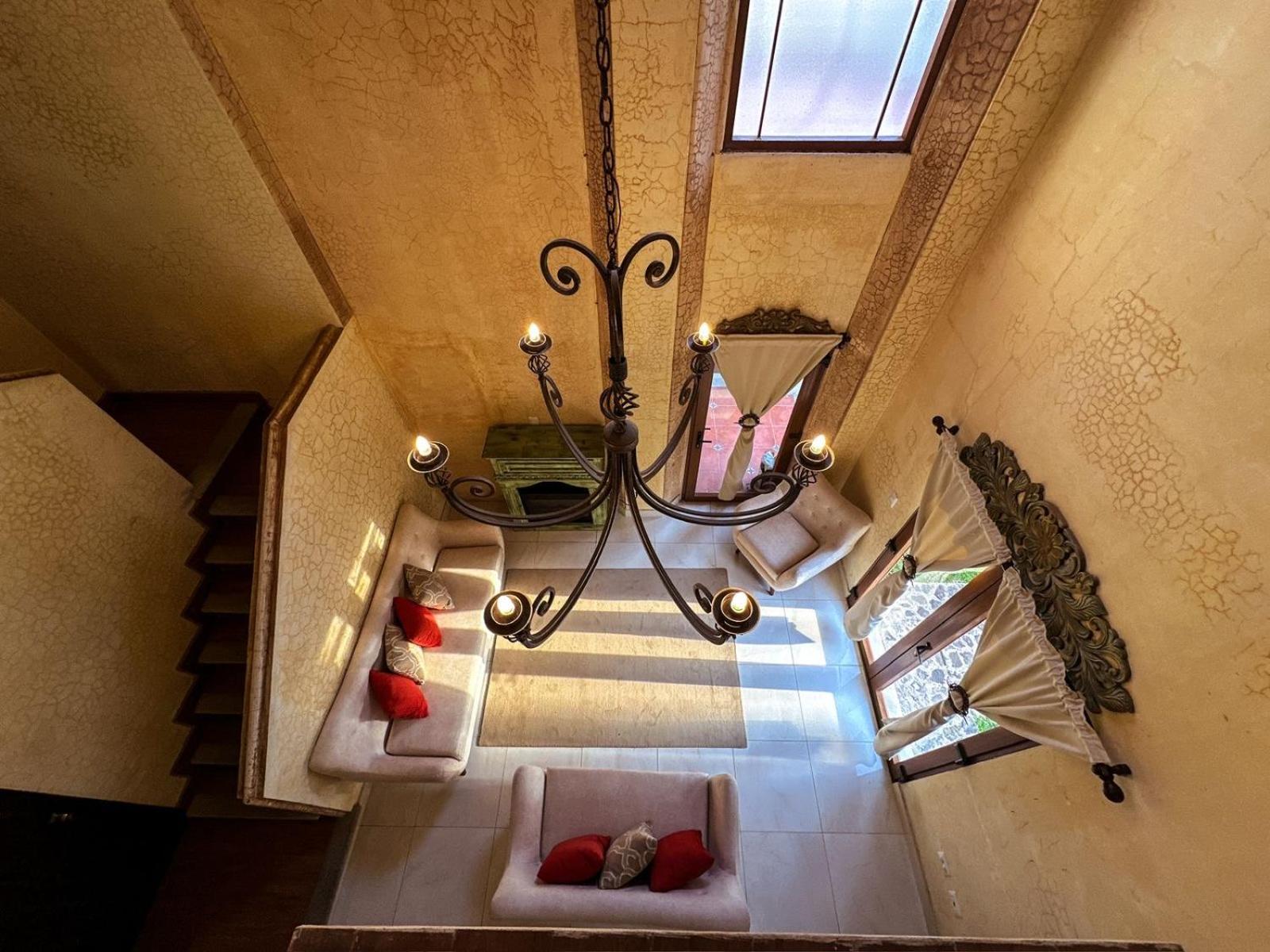 Casa de Lujo en Antigua Guatemala, Centro Turístico