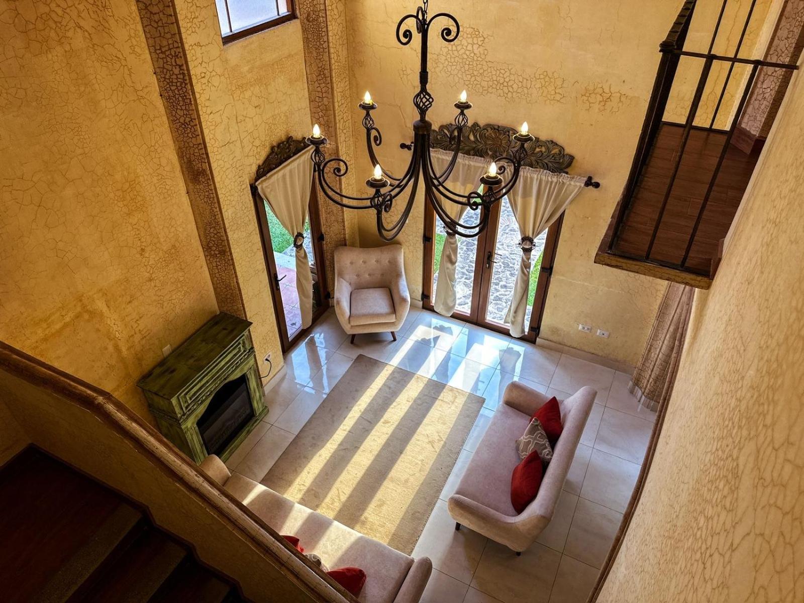 Casa de Lujo en Antigua Guatemala, Centro Turístico