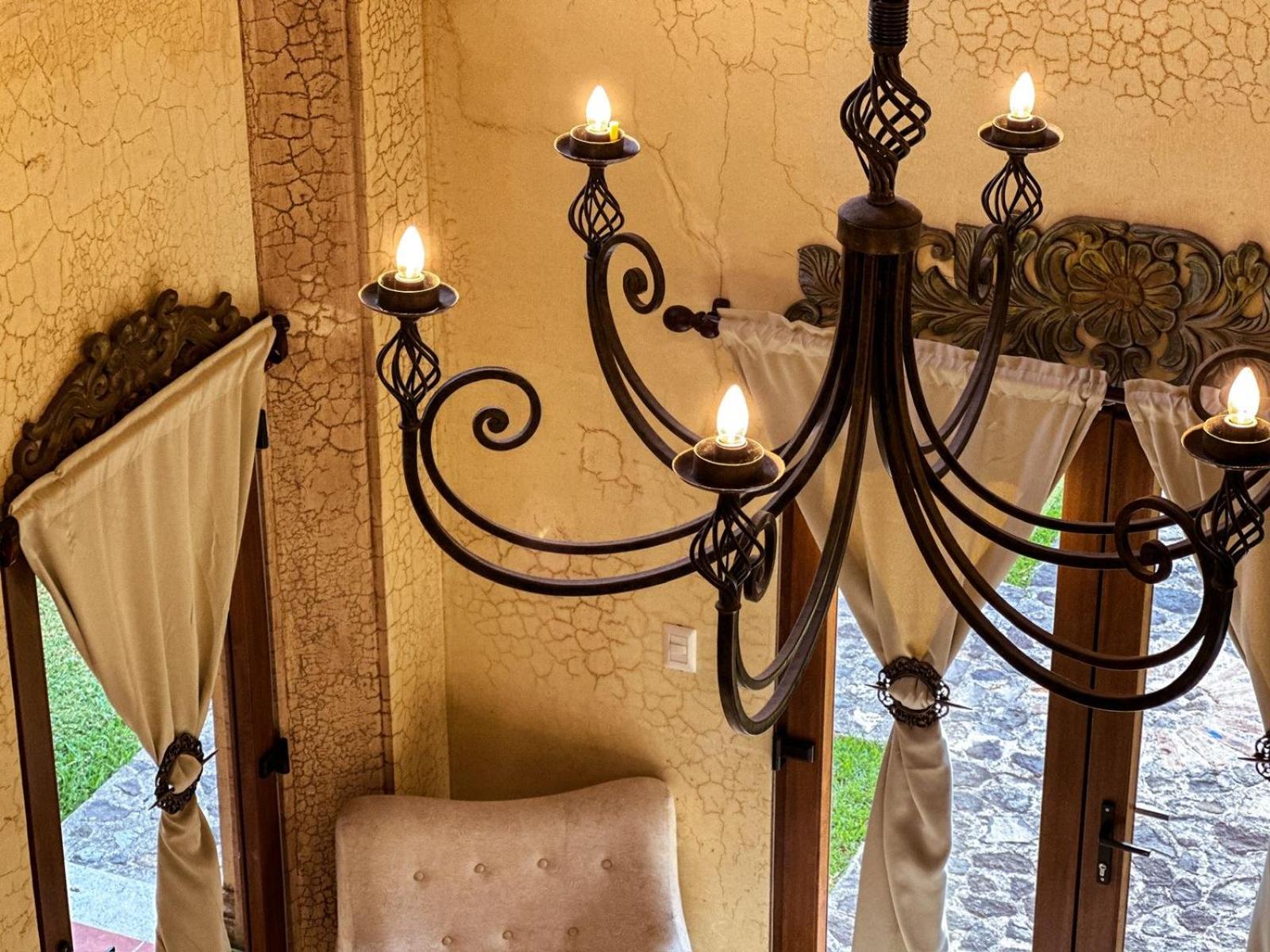 Casa de Lujo en Antigua Guatemala, Centro Turístico