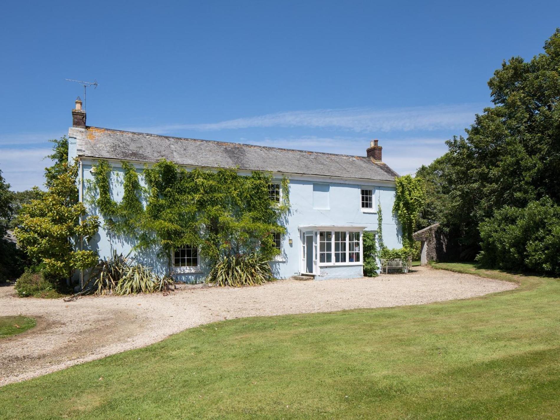 6 Bed in Truro oc-tretm view 4