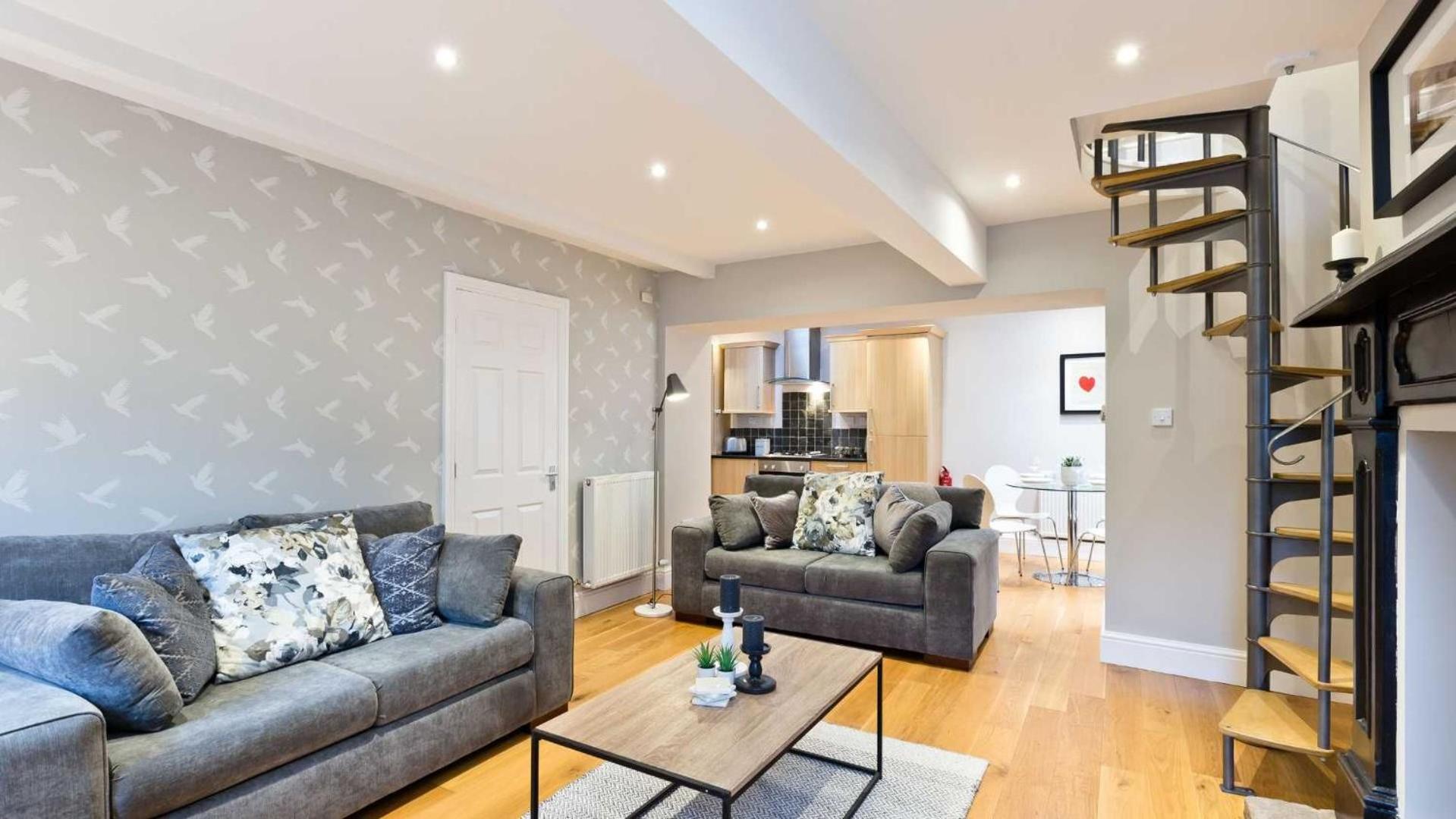 Thornbridge Lodge