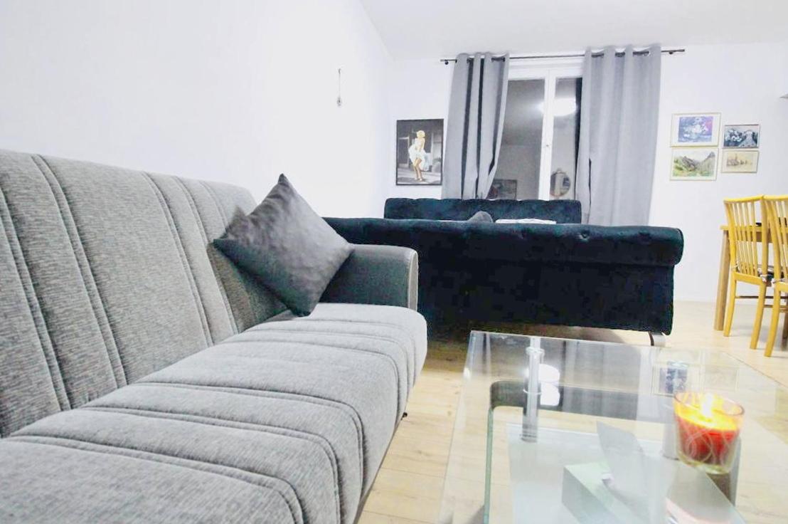 Modern Apartment in Millennium City Area