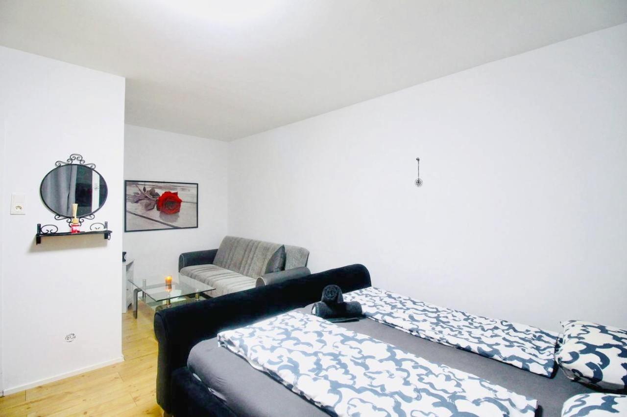 Modern Apartment in Millennium City Area