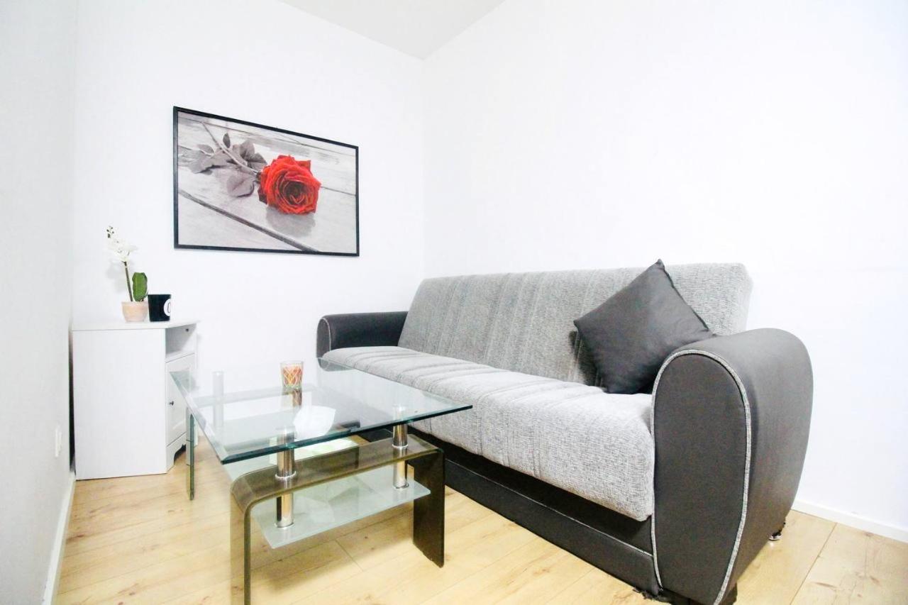 Modern Apartment in Millennium City Area