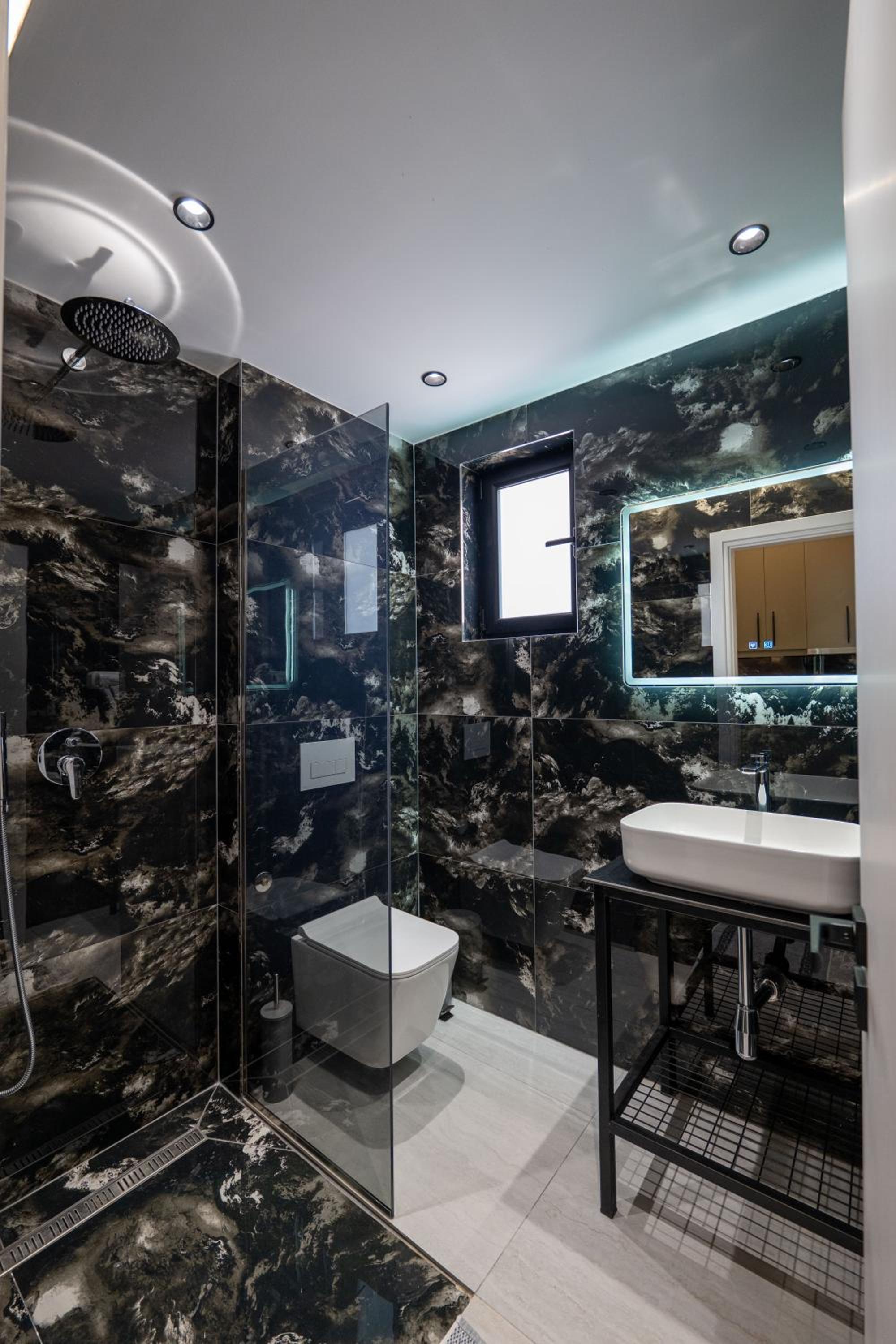 Euphoria Apartments