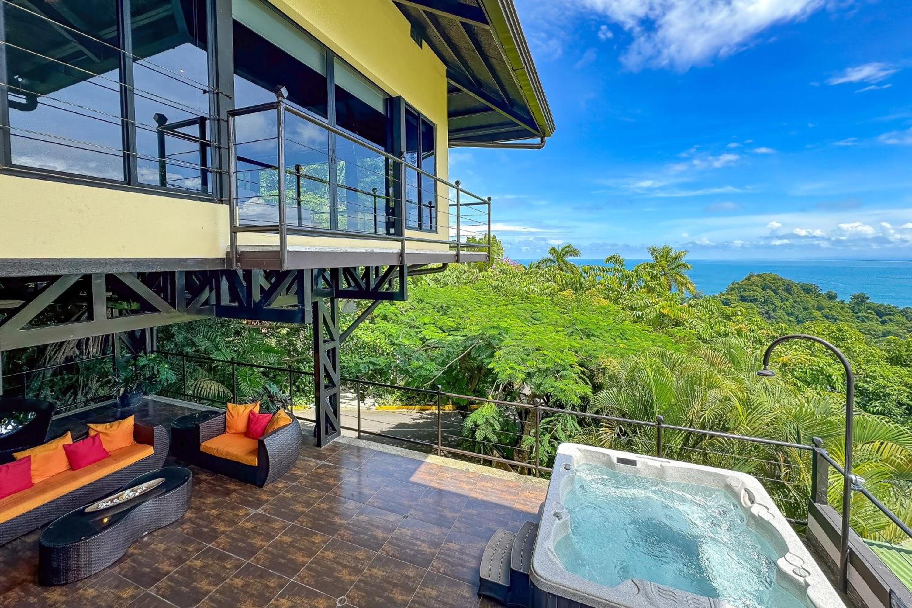 Tulemar Resort