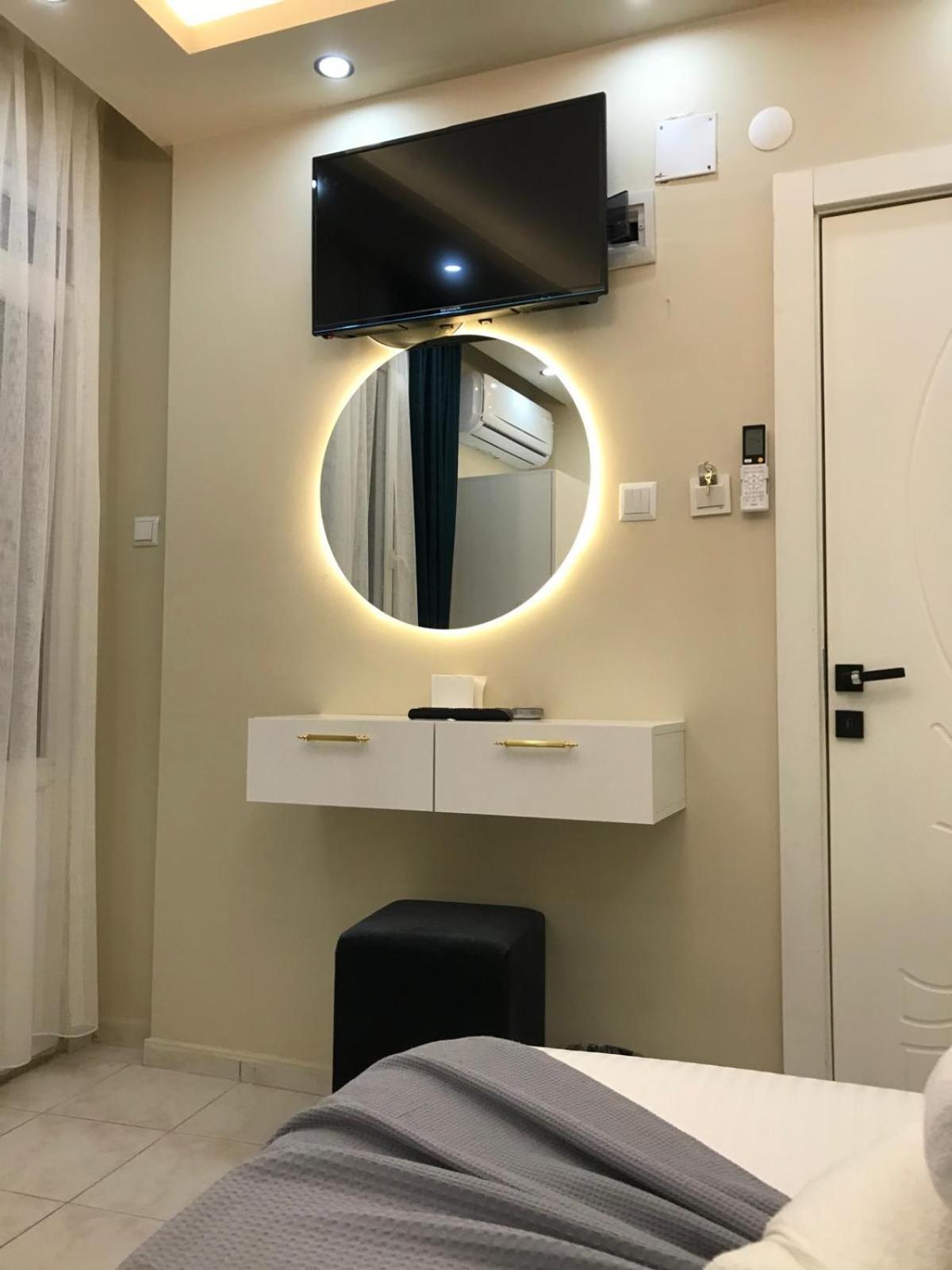 Almir Otel