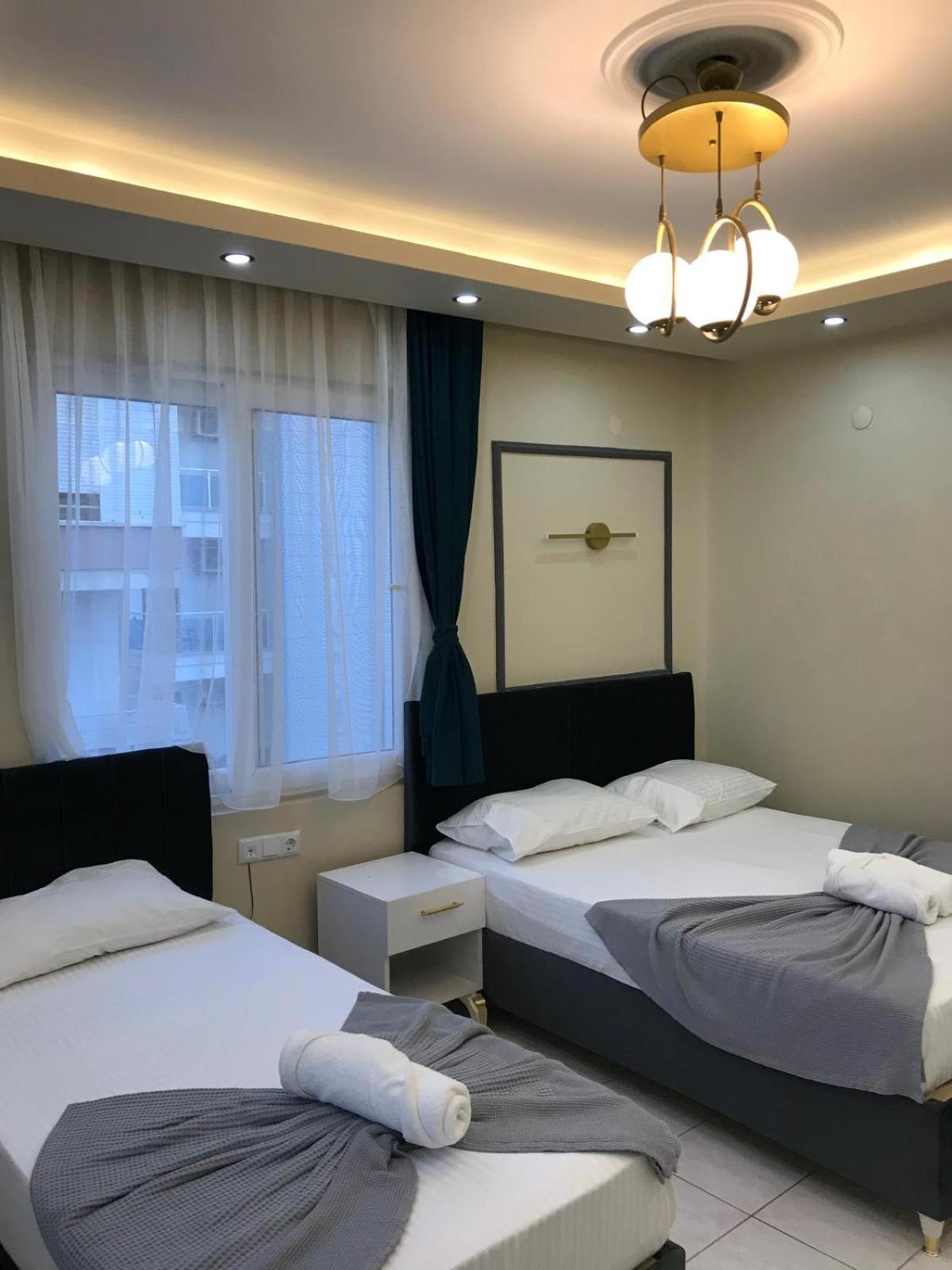 Almir Otel
