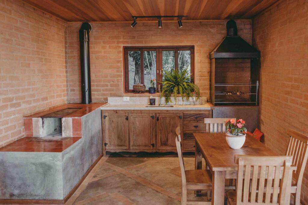 A Casa de Campo mais bem localizada de Gonçalves!