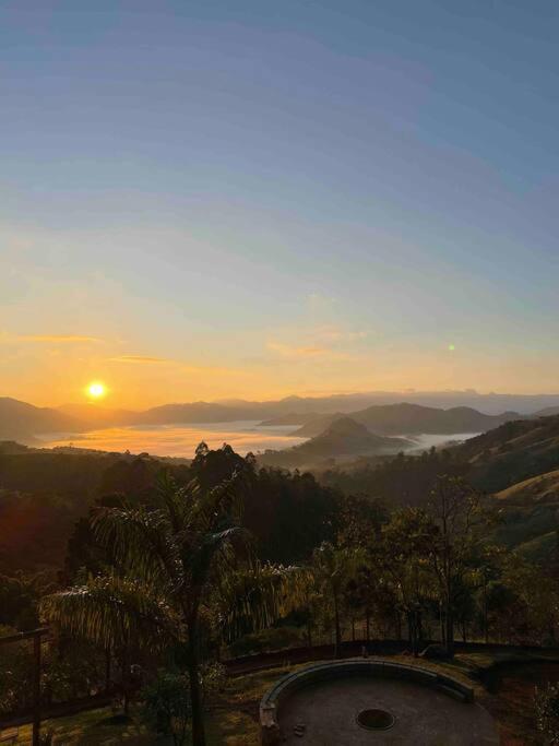 A Casa de Campo mais bem localizada de Gonçalves!