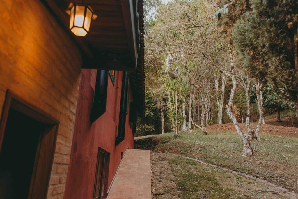 A Casa de Campo mais bem localizada de Gonçalves!