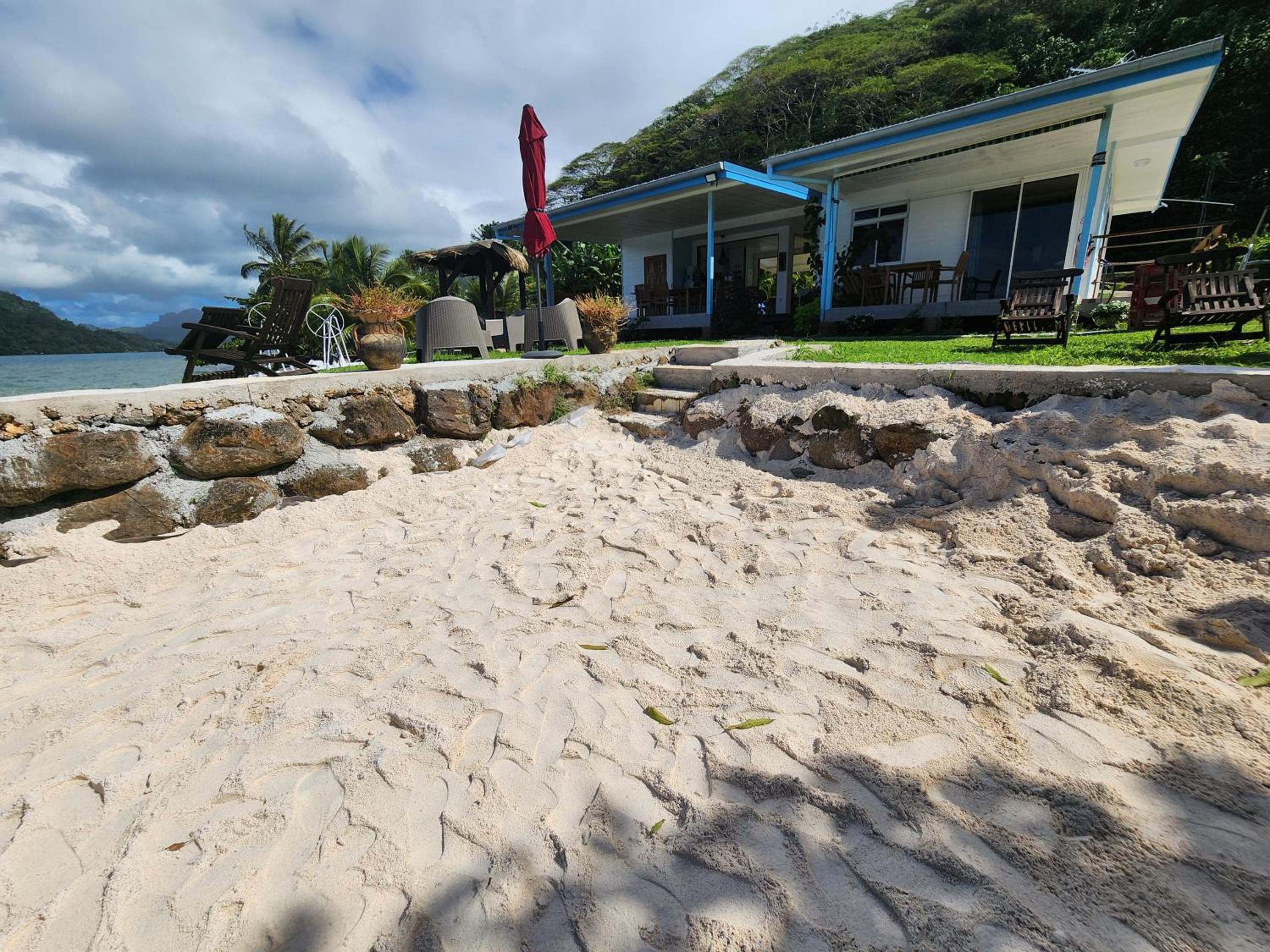 Studio bord de mer Fare Tahitea Pension