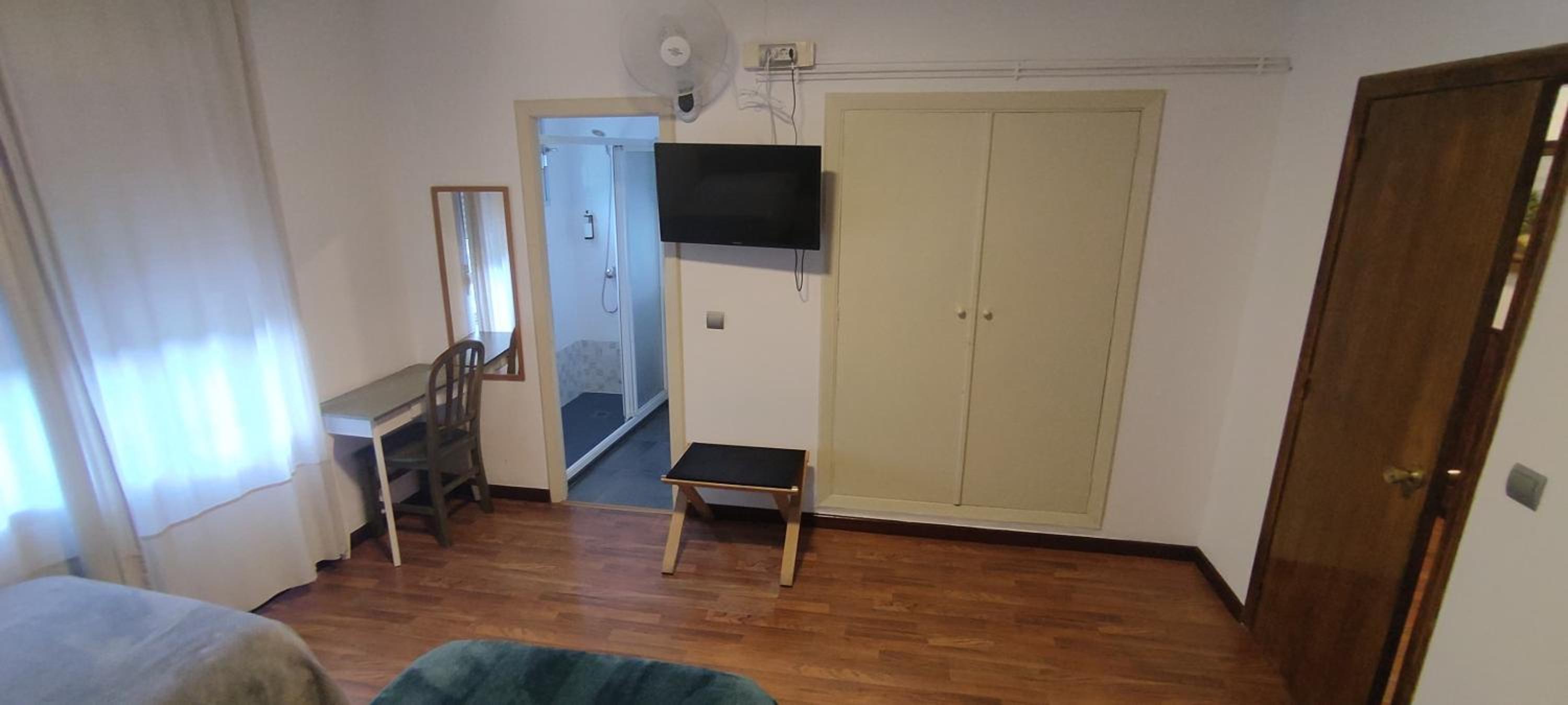 Hostal Cruce