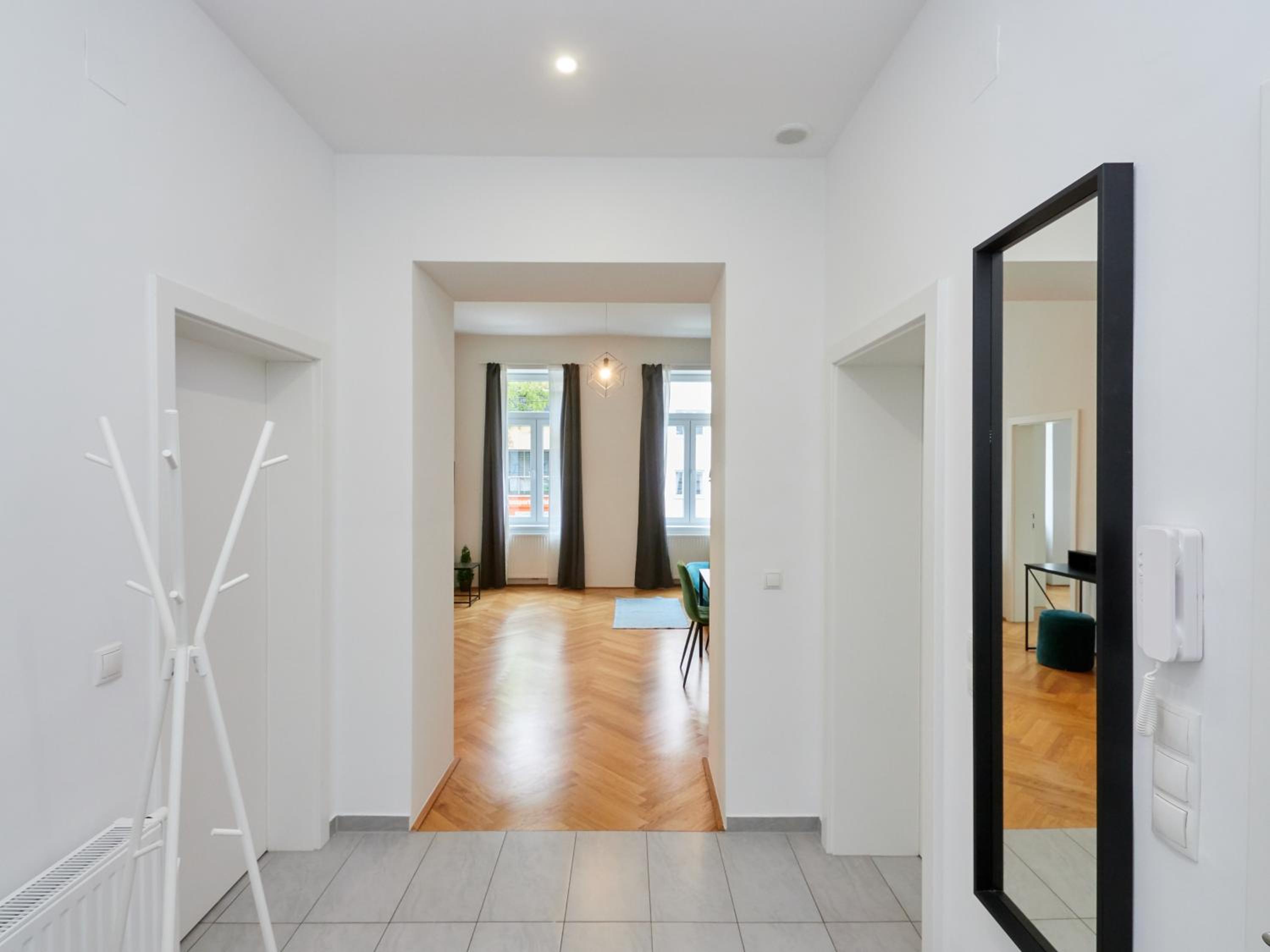 Central Apartments SB