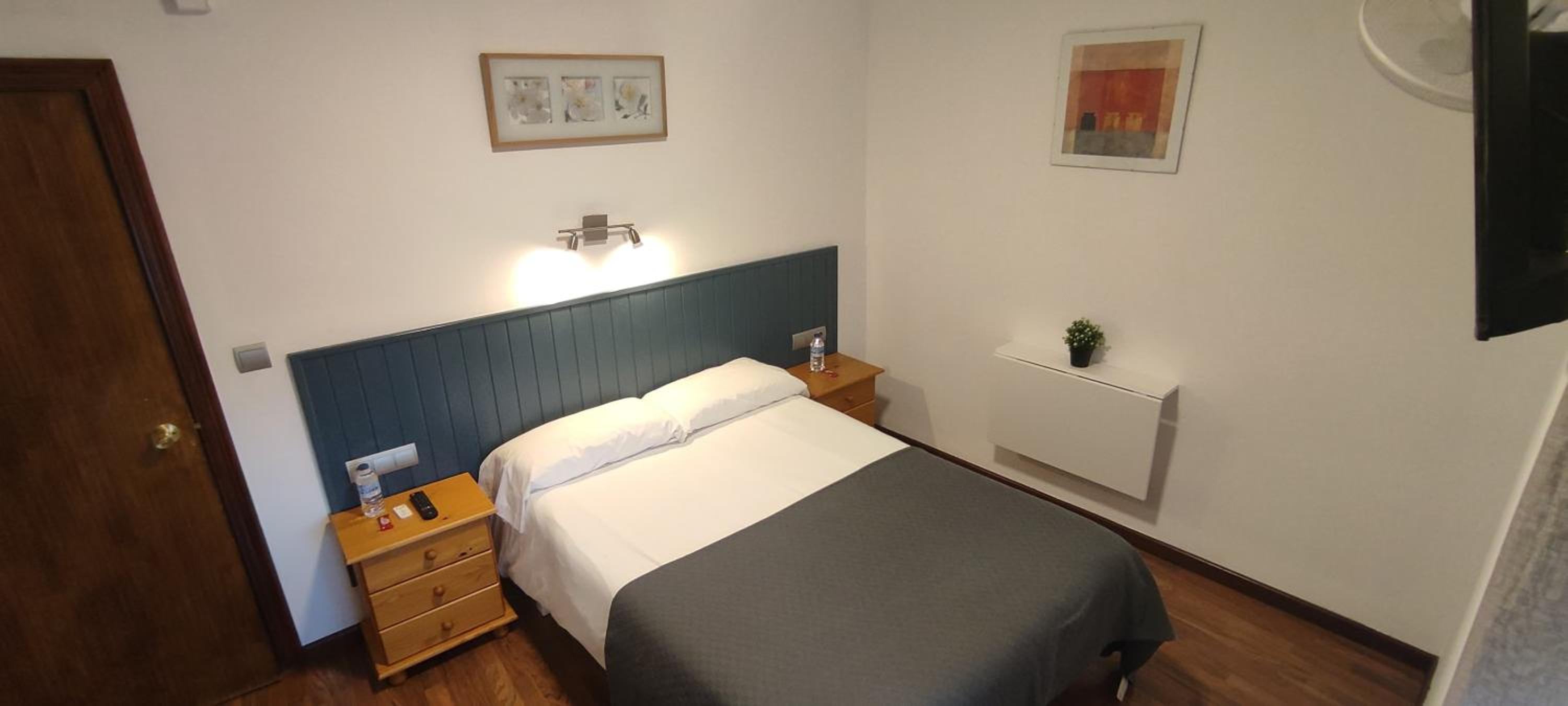 Hostal Cruce