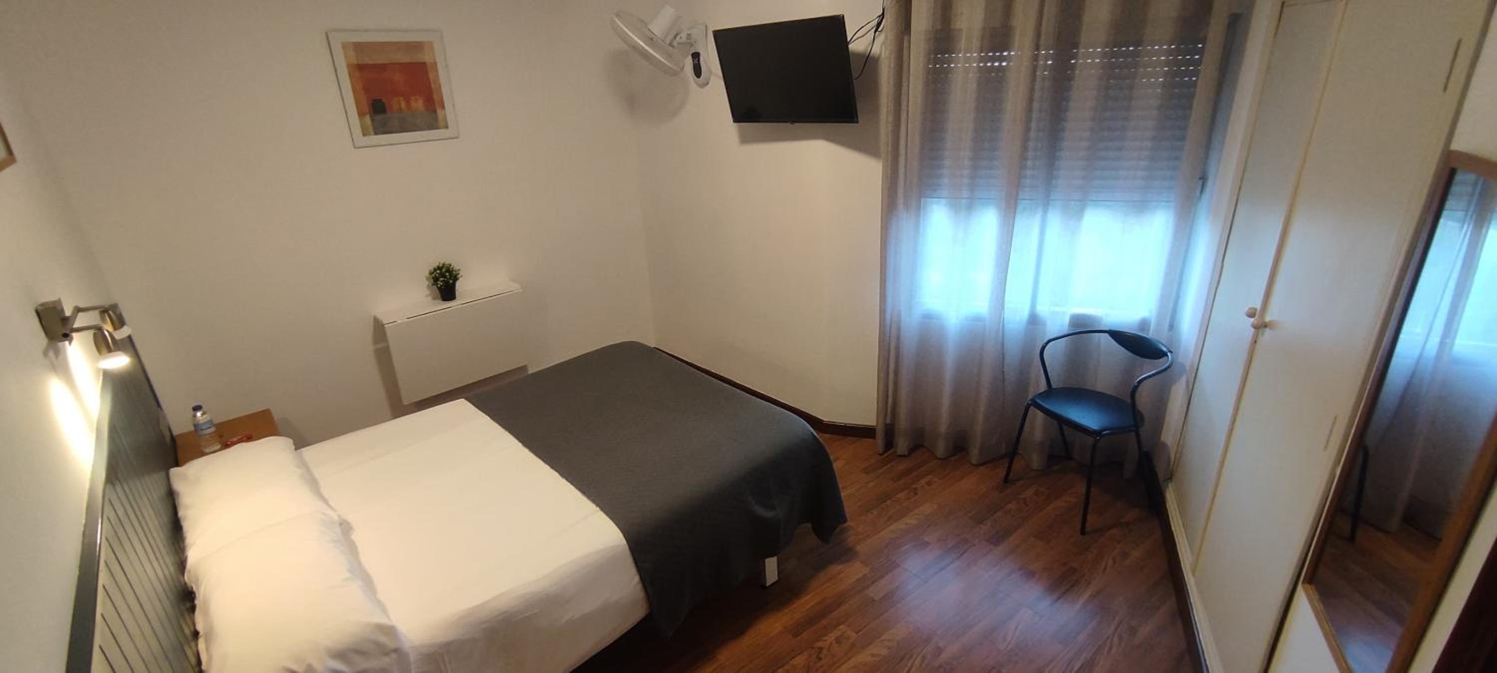 Hostal Cruce