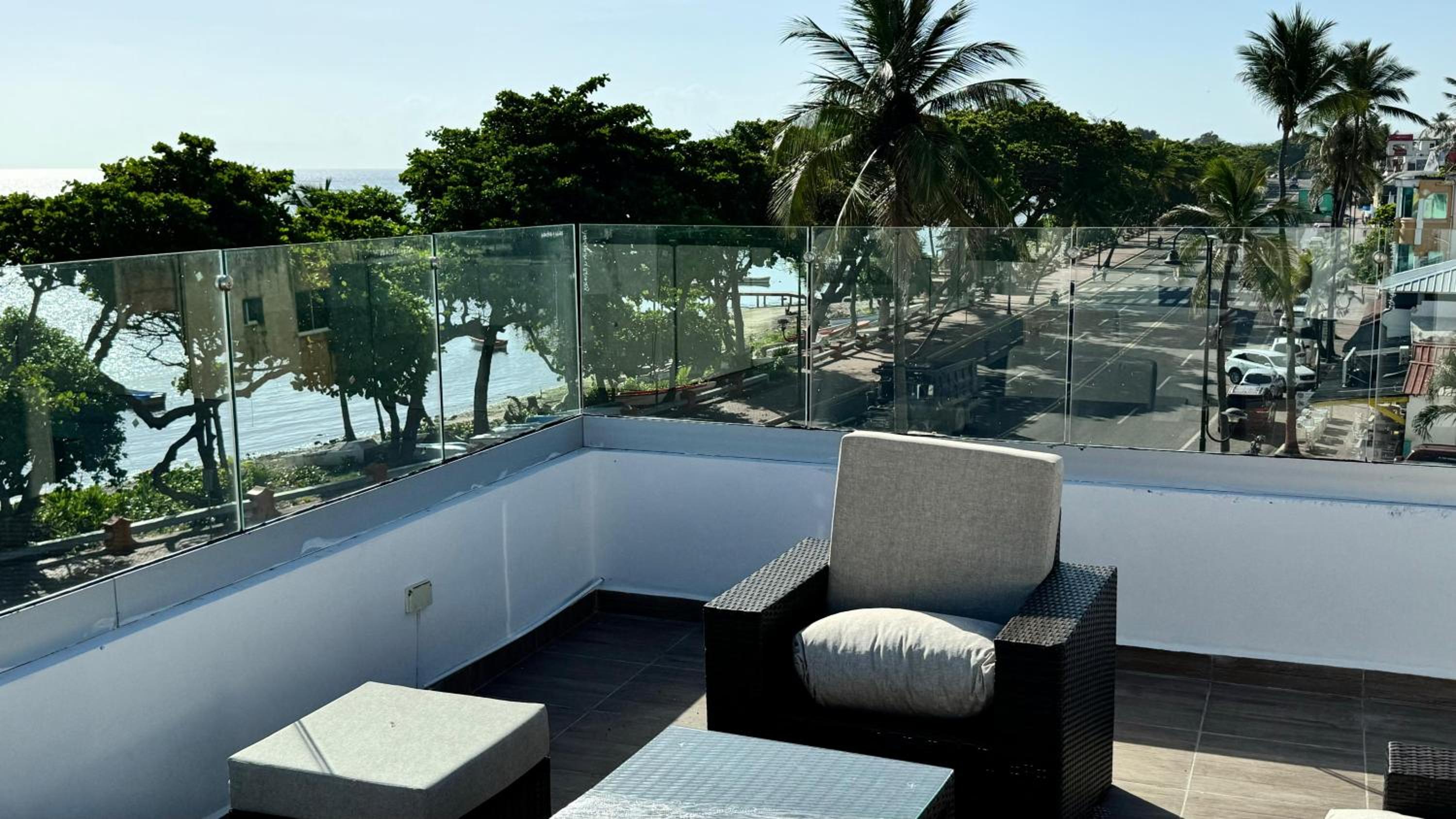 Apartament central frente al mar