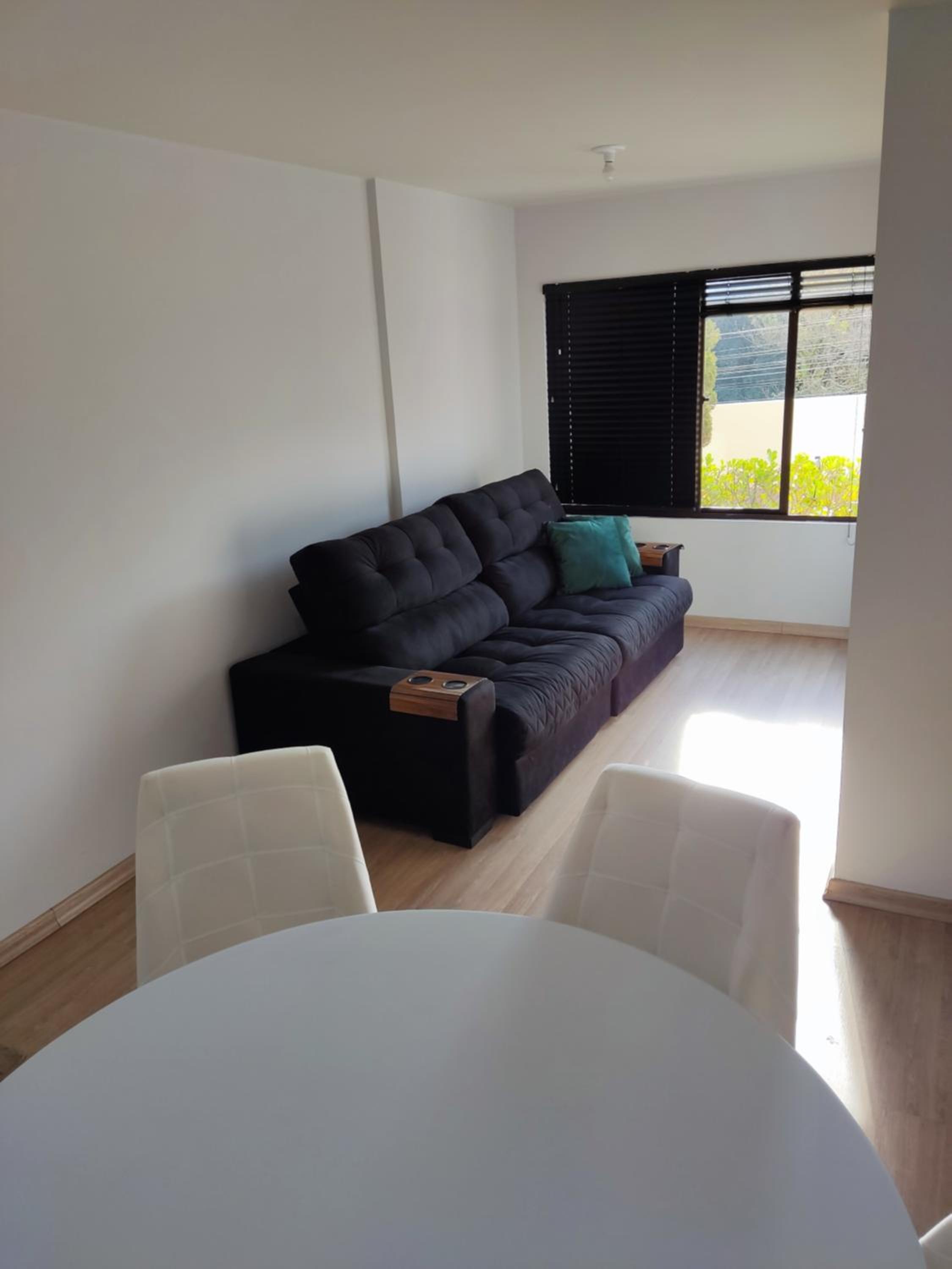 Apartamento com ar condicionado nos 2 quartos