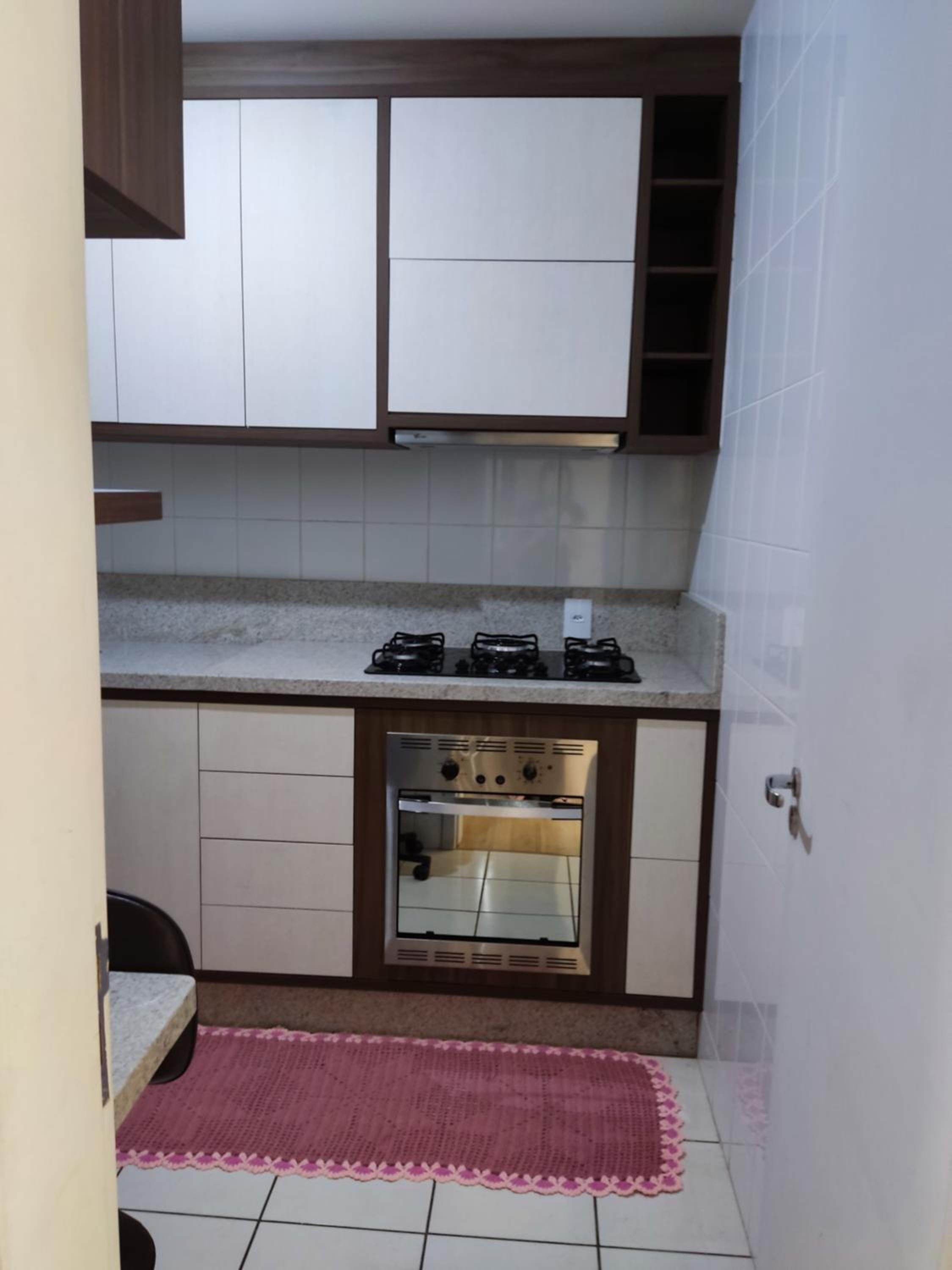 Apartamento com ar condicionado nos 2 quartos