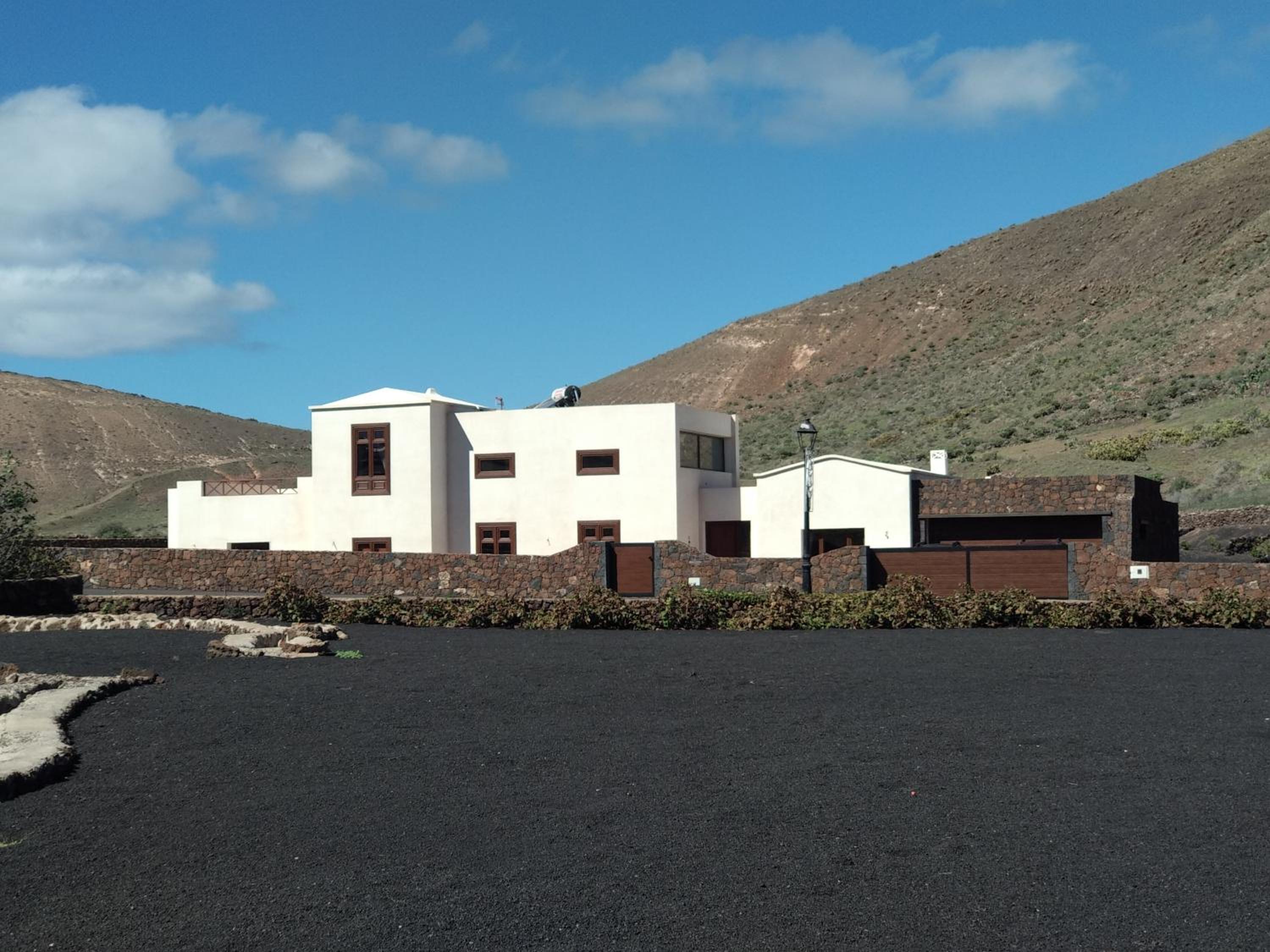 Casa del Valle 10 view 4