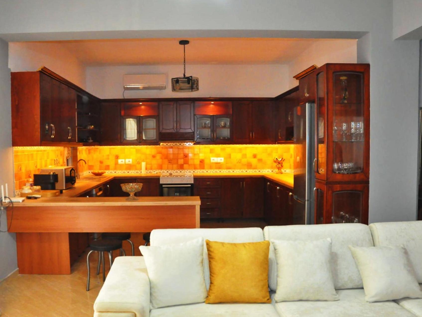 BMT RESIDENCE