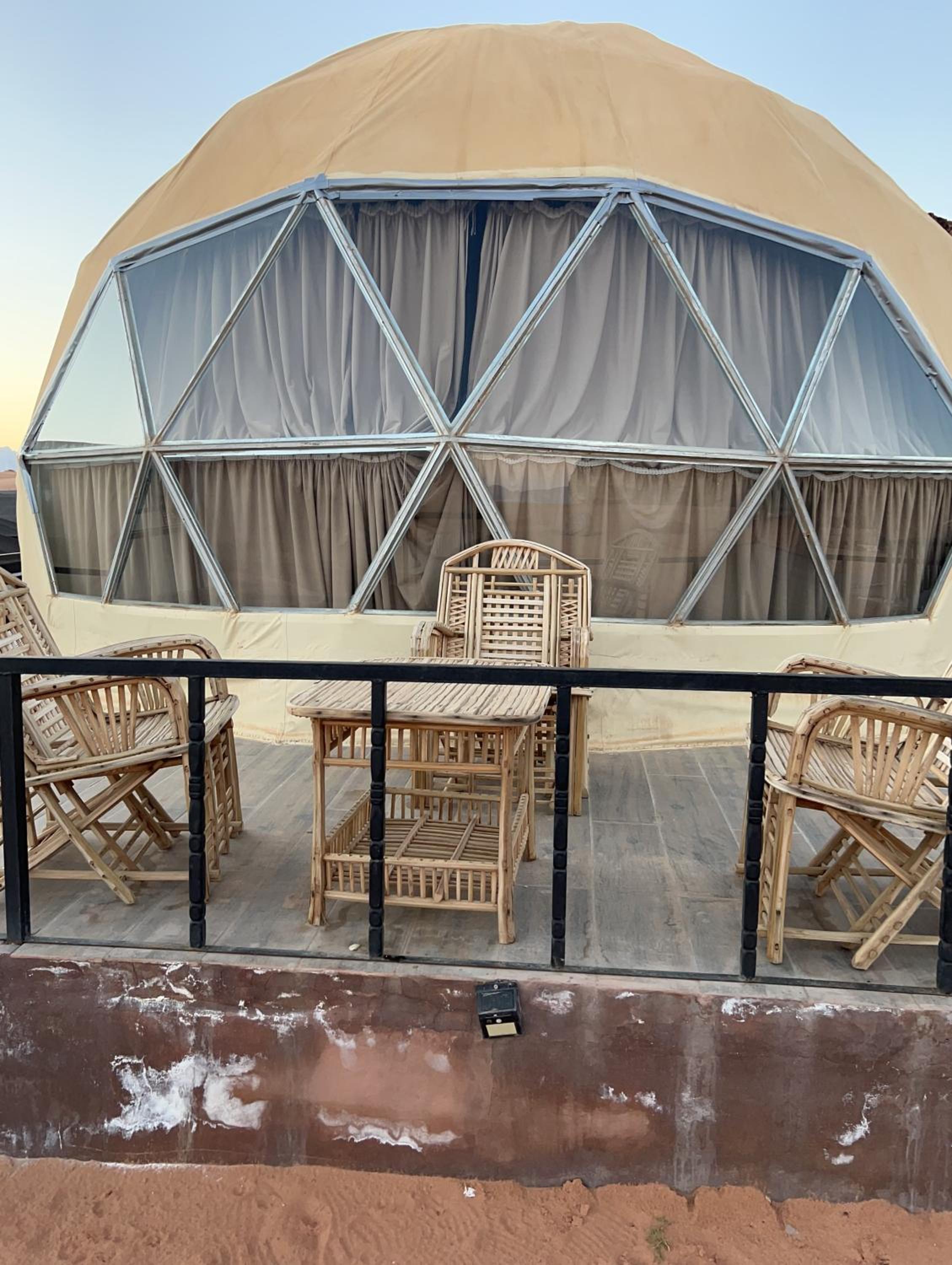 MOON RUM lUXURY CAMP