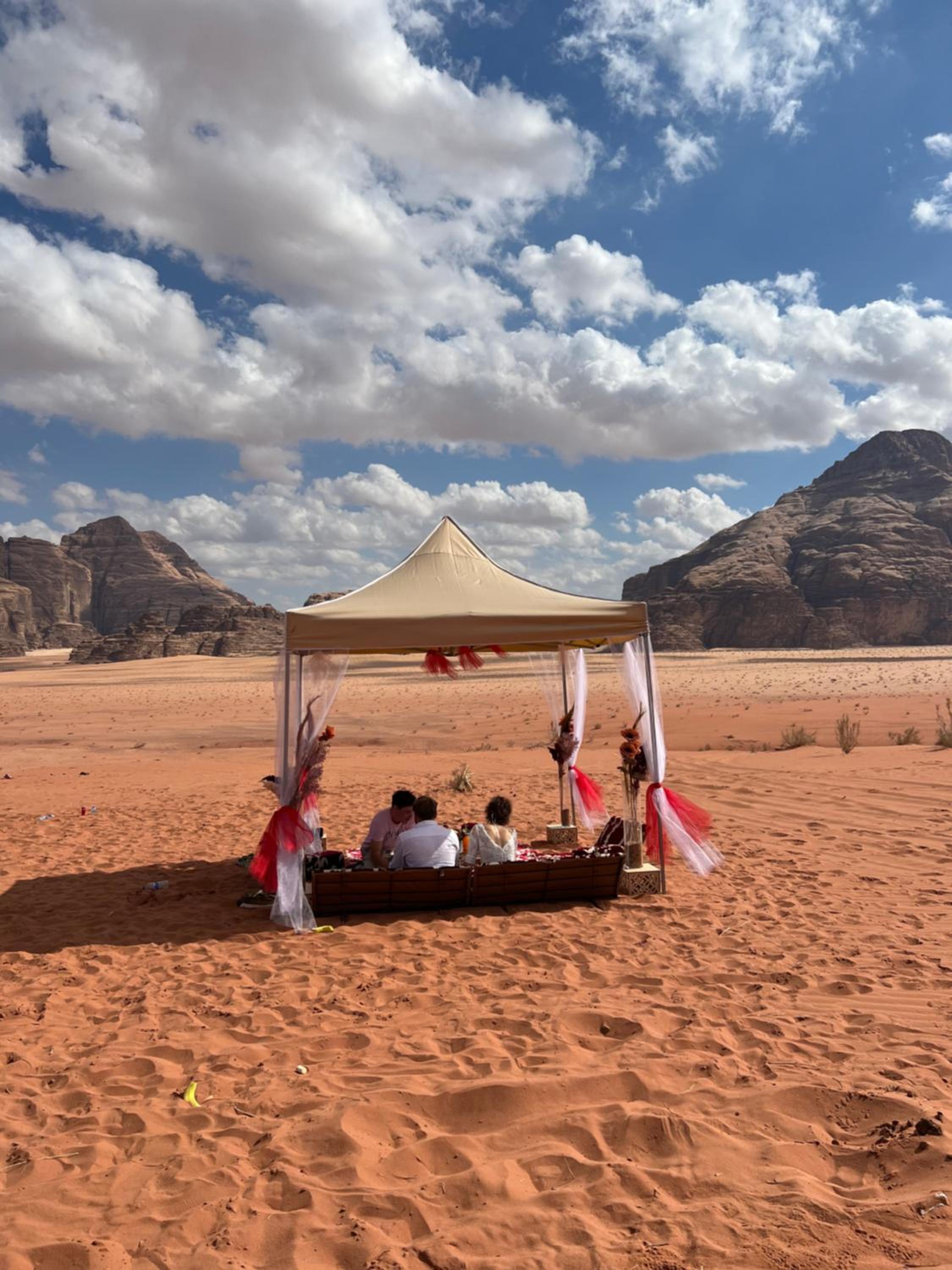 MOON RUM lUXURY CAMP