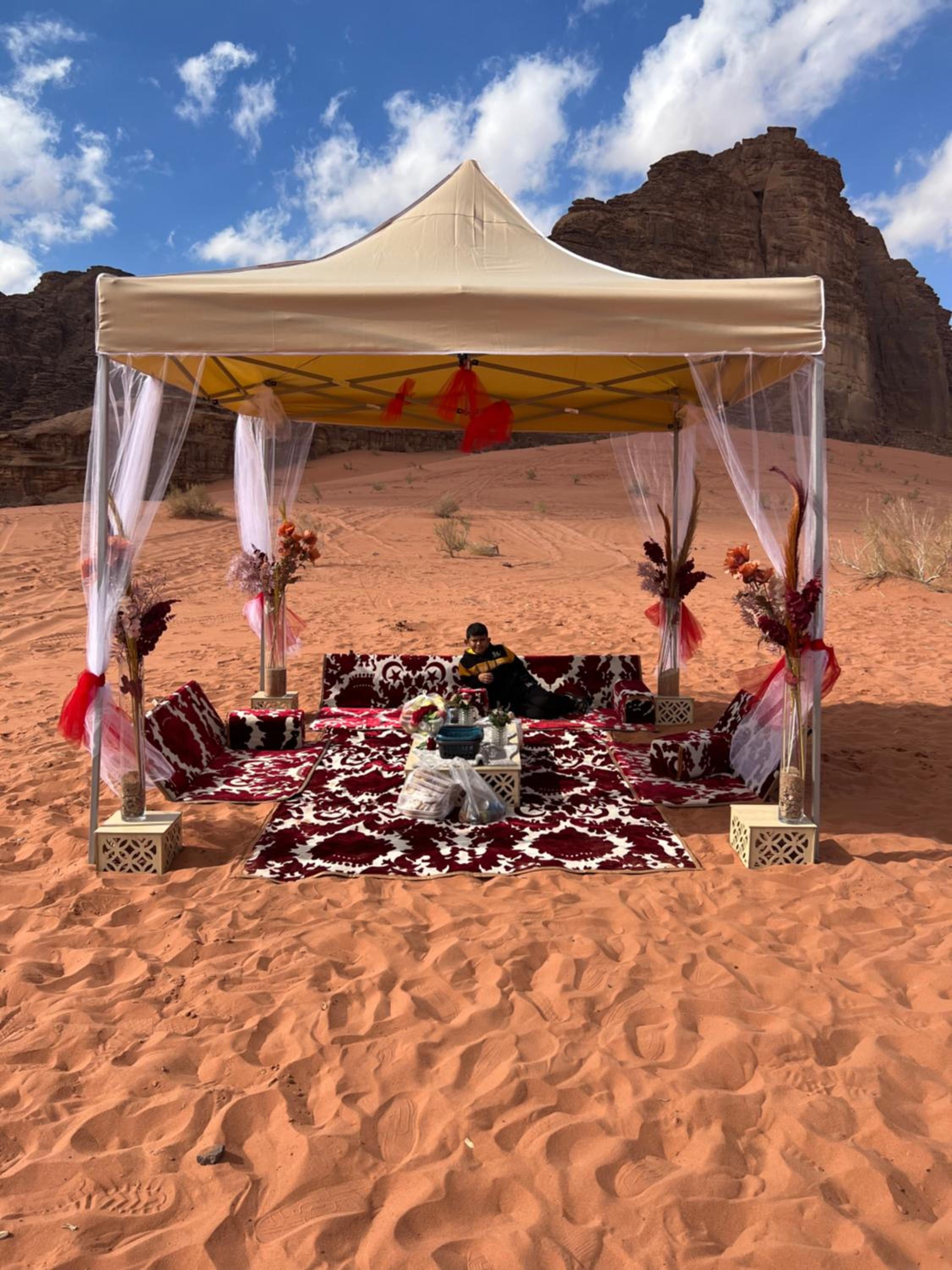 MOON RUM lUXURY CAMP