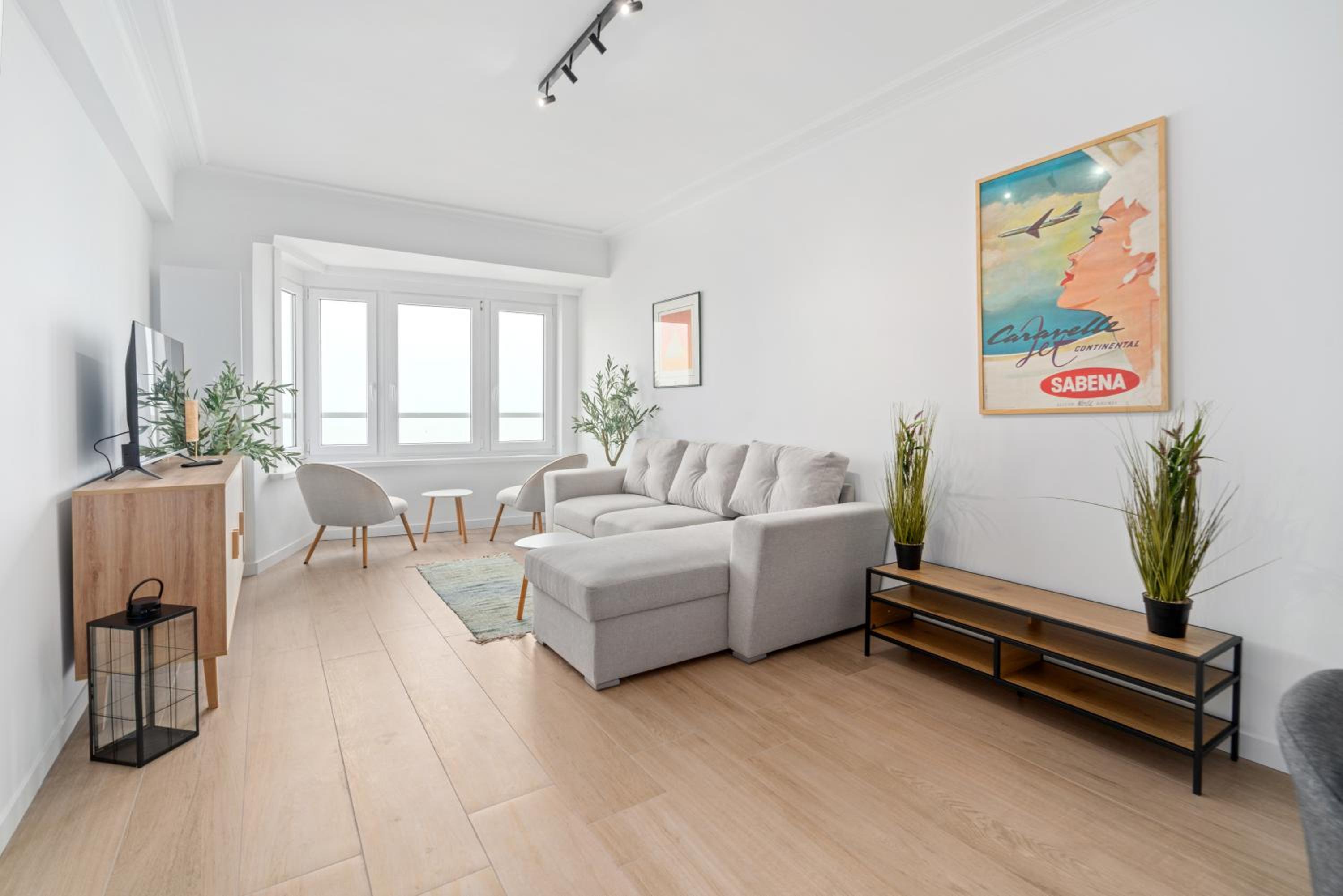 Frontal renovated seaview