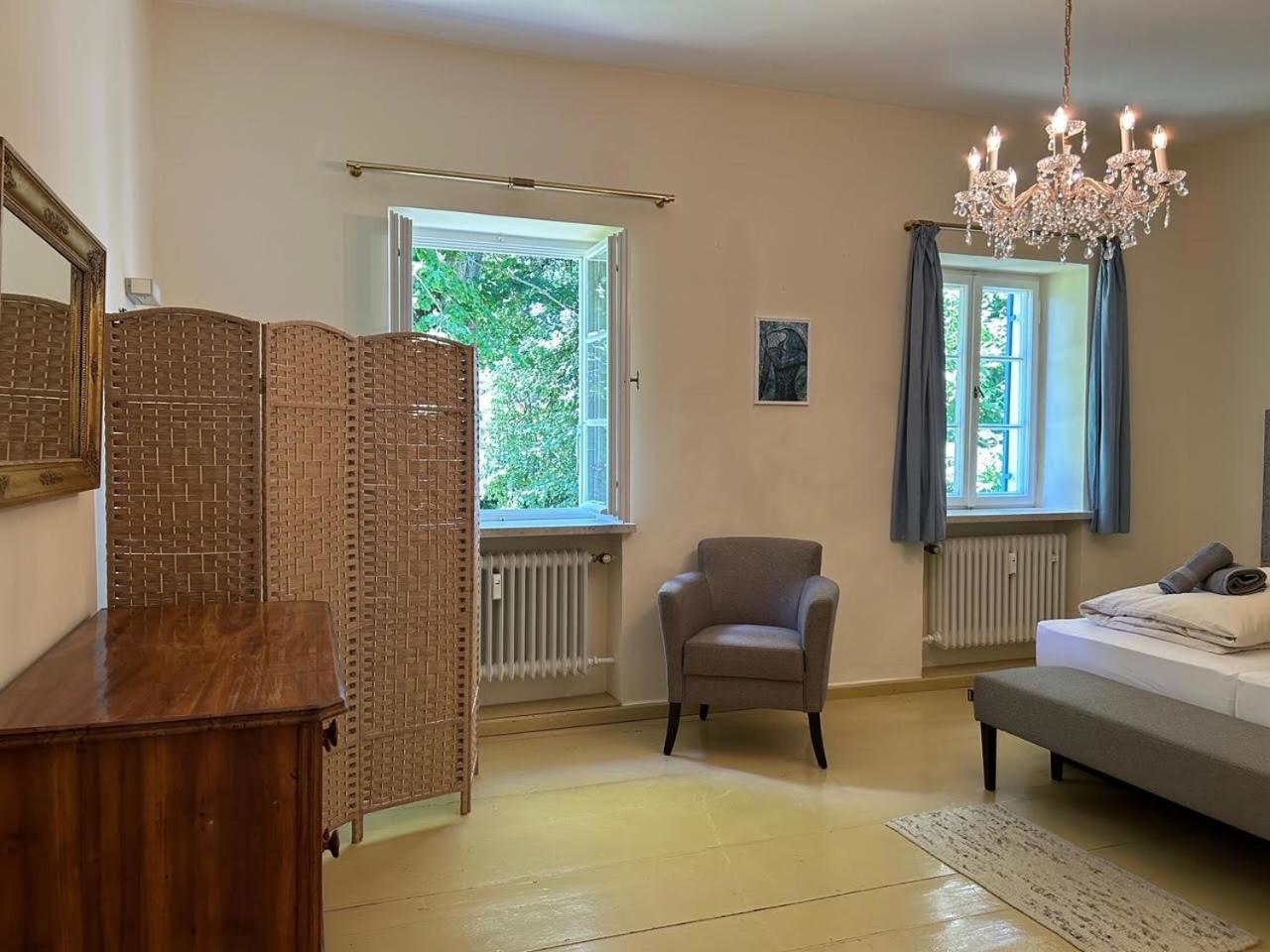 Ferienwohnung Villa Victoria mit grandiosem Seeblick und Gartennutzung in Jugendstil Villa