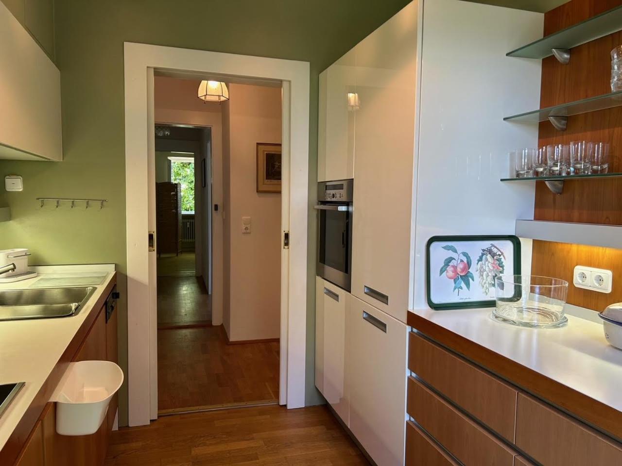Ferienwohnung Villa Victoria mit grandiosem Seeblick und Gartennutzung in Jugendstil Villa