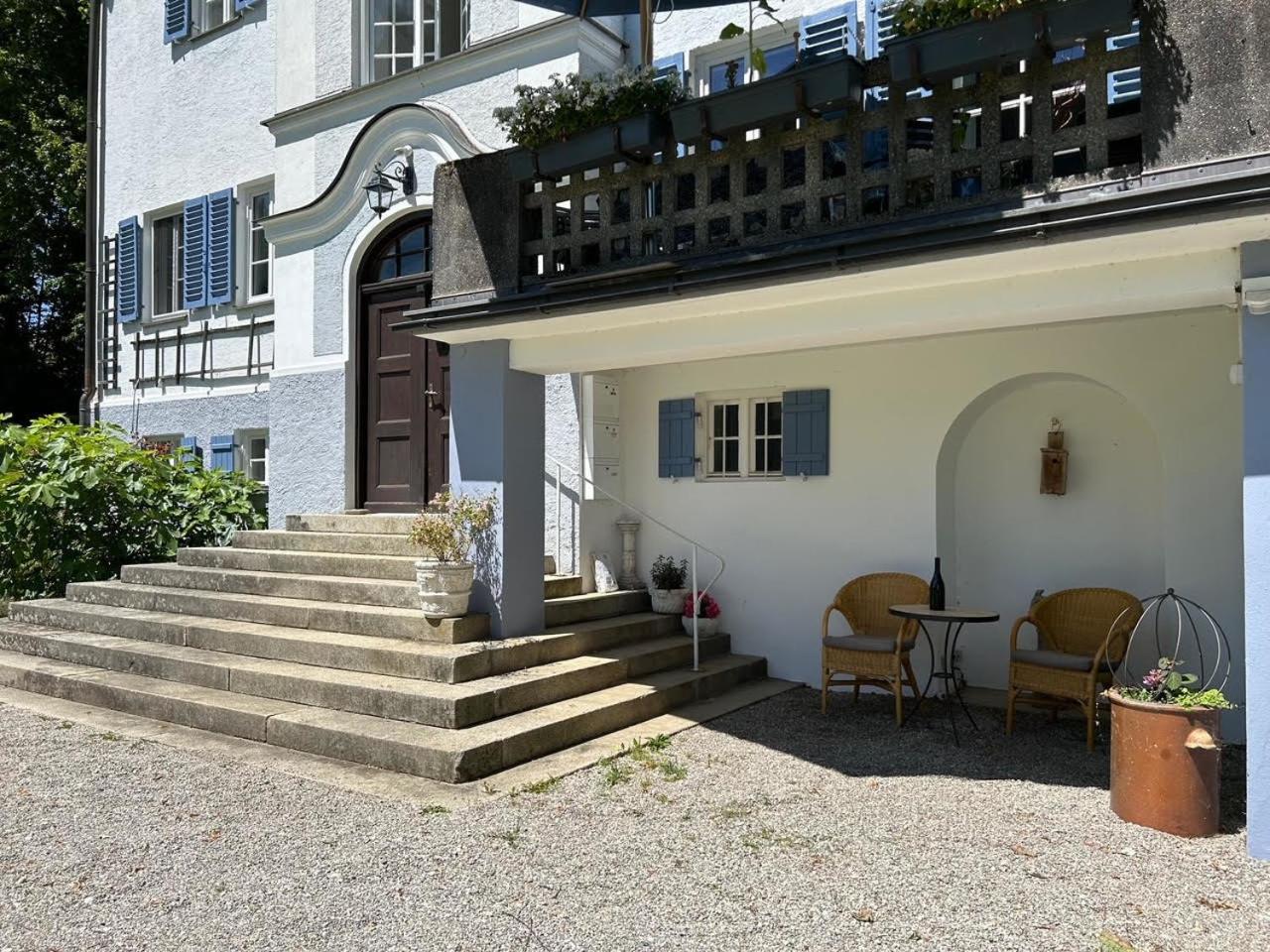 Ferienwohnung Villa Victoria mit grandiosem Seeblick und Gartennutzung in Jugendstil Villa